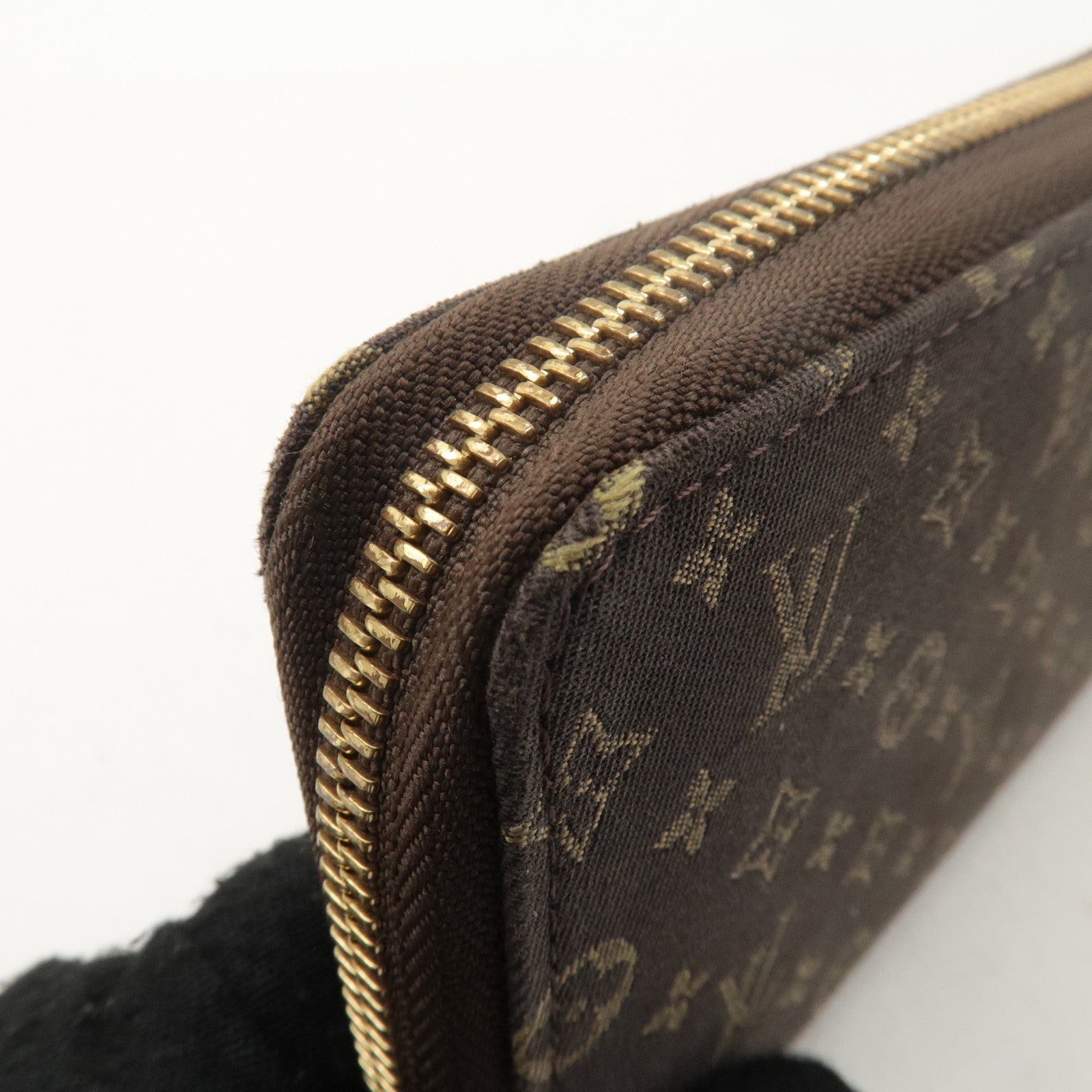 Louis Vuitton Monogram Idylle Zippy Wallet Faisan M63009