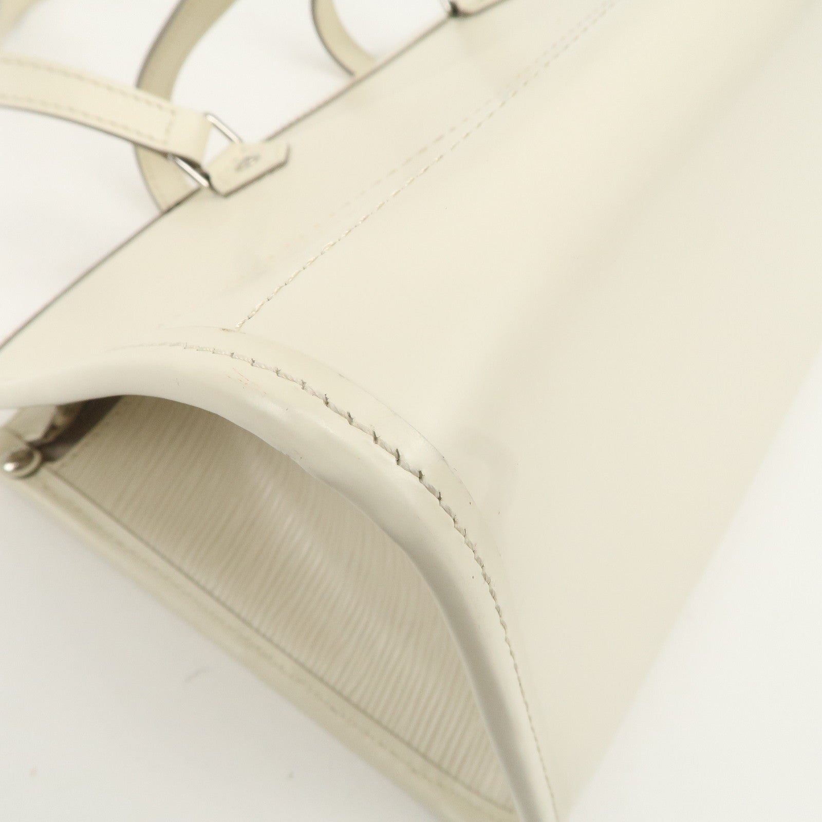 Louis Vuitton Epi Madeleine PM Hand Bag Ivoire White M5933J