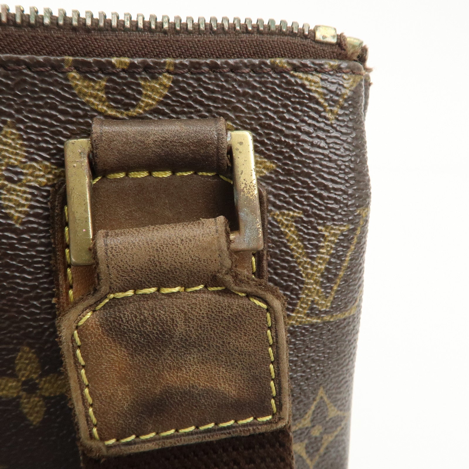 Louis Vuitton Monogram Pochette Bosphore Shoulder Bag M40044