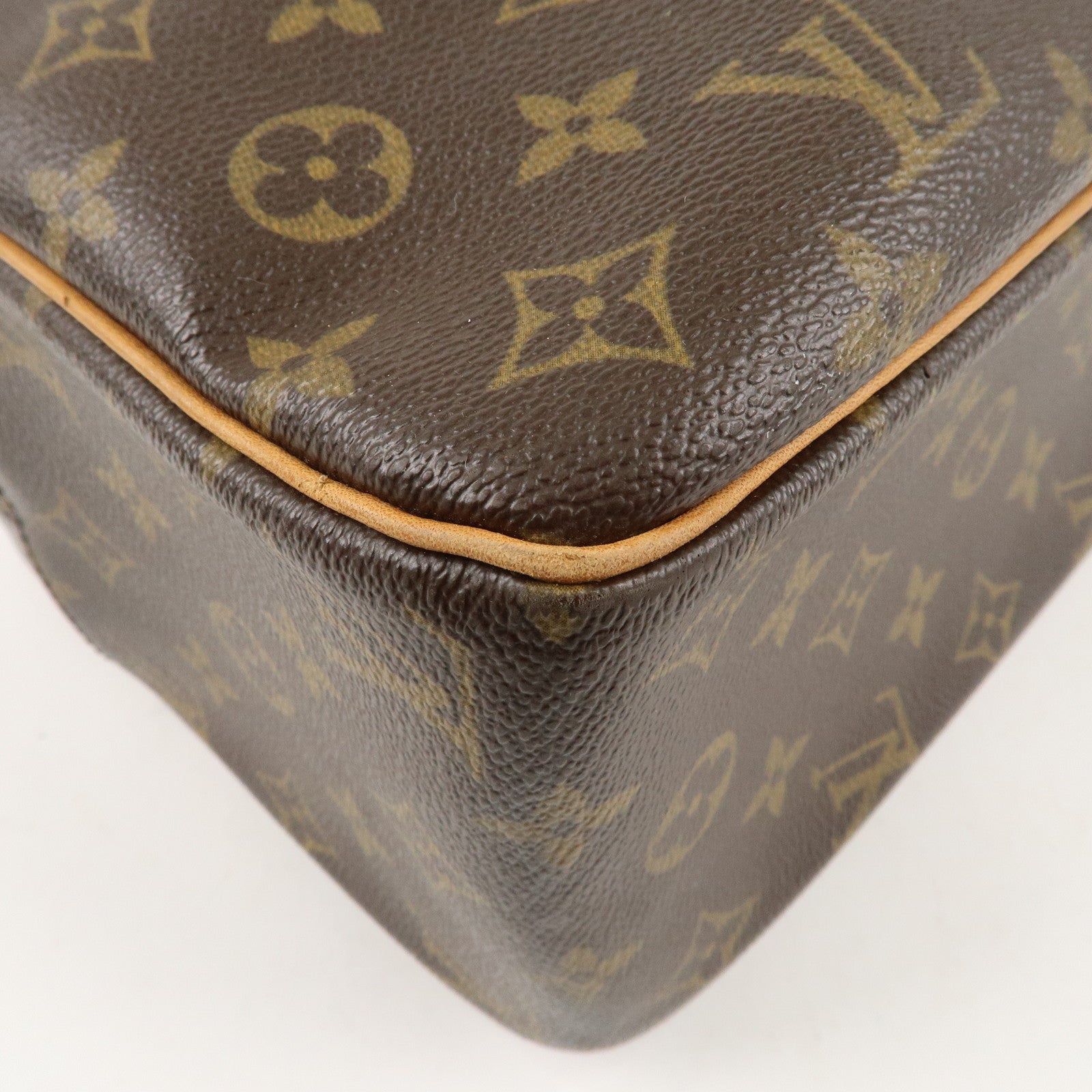 Louis Vuitton Monogram Cite GM Boston Shoulder Bag M51181