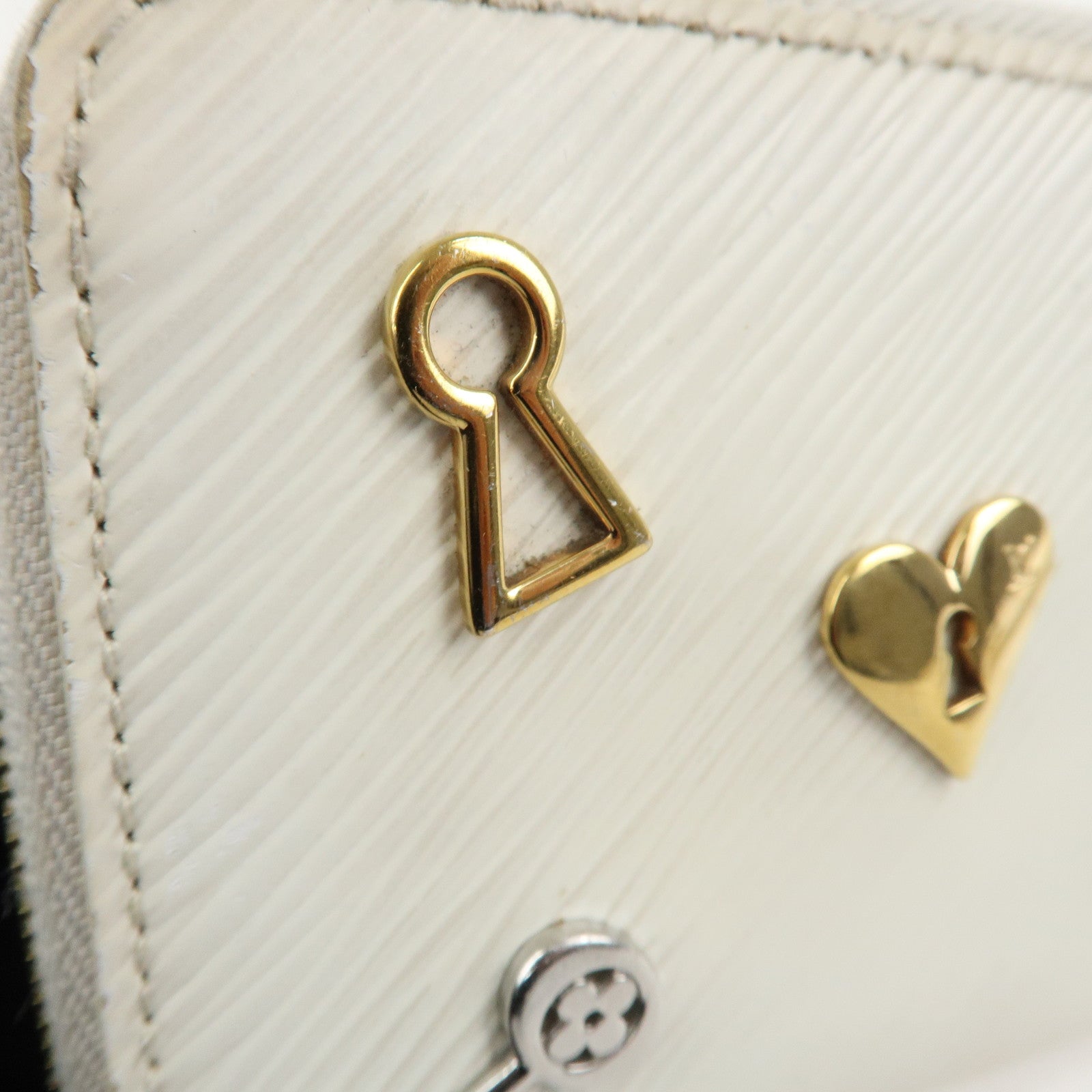 Louis Vuitton Epi Love Lock Zippy Coin Purse Blanc M63994 Used