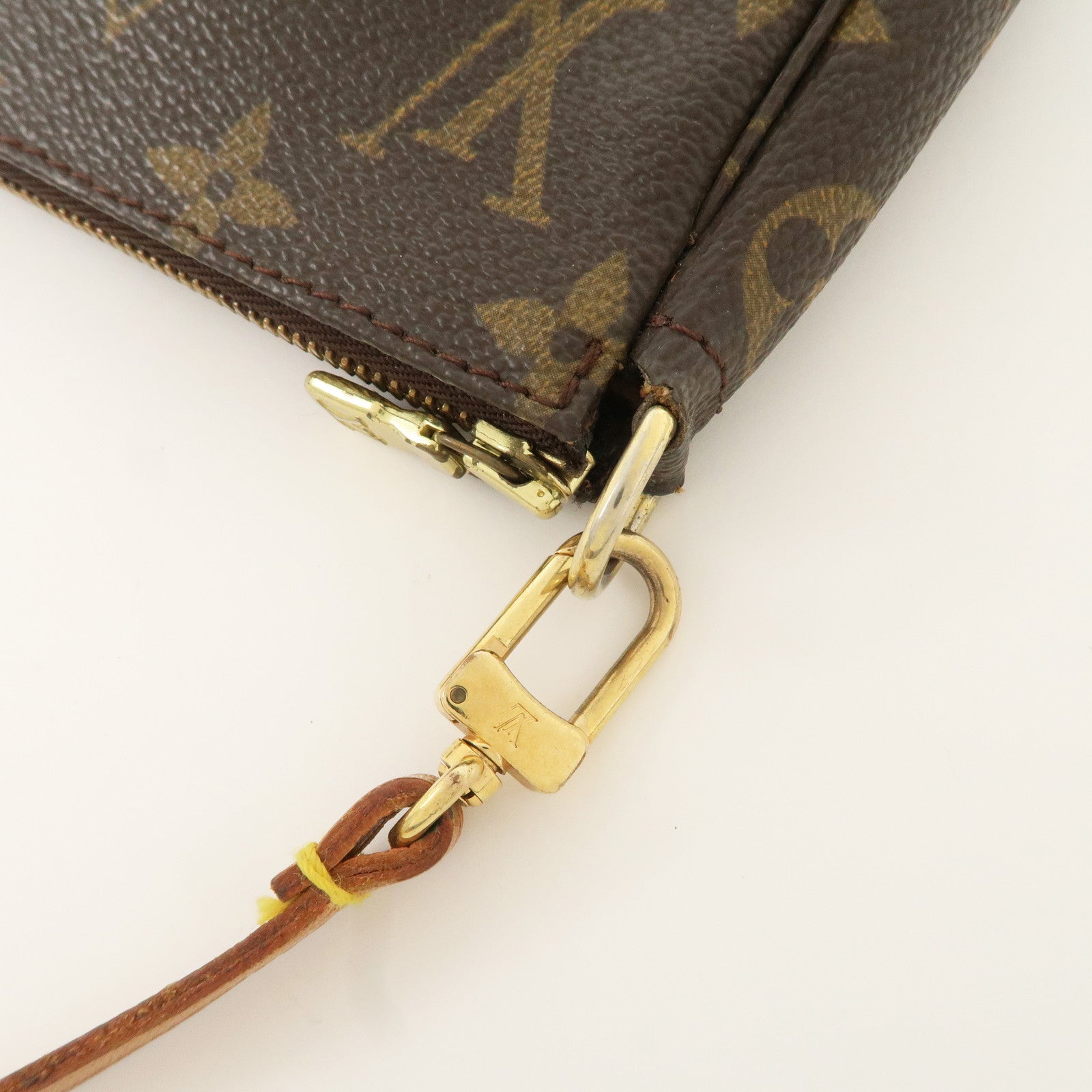 Louis Vuitton Monogram Pochette Accessoires Pouch M51980