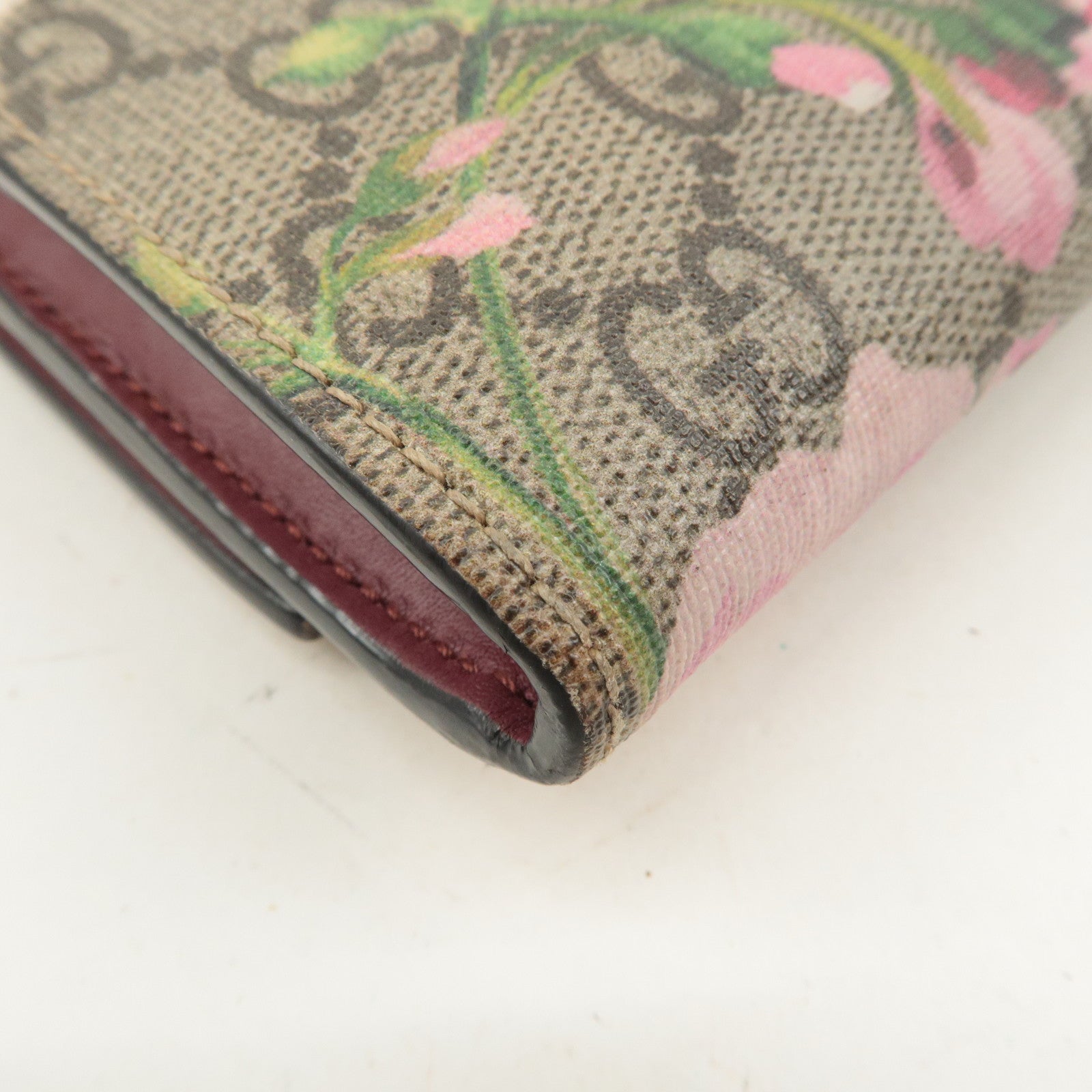 GUCCI GG Supreme Flower Bi Fold Long Wallet Beige Pink Red 404070