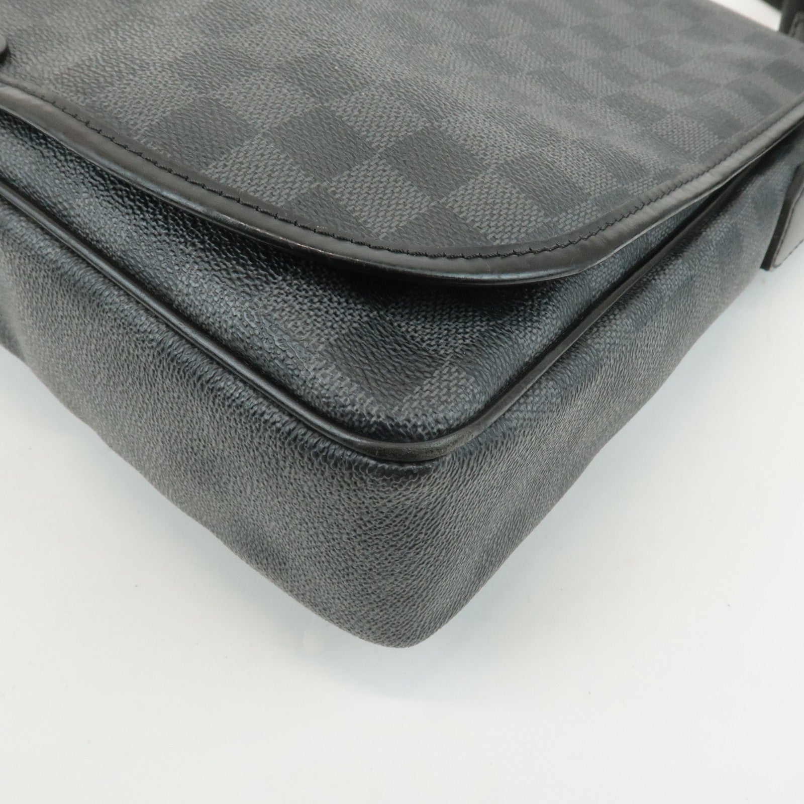 Louis Vuitton Damier Graphite Daniel GM Shoulder Bag N58033 Used