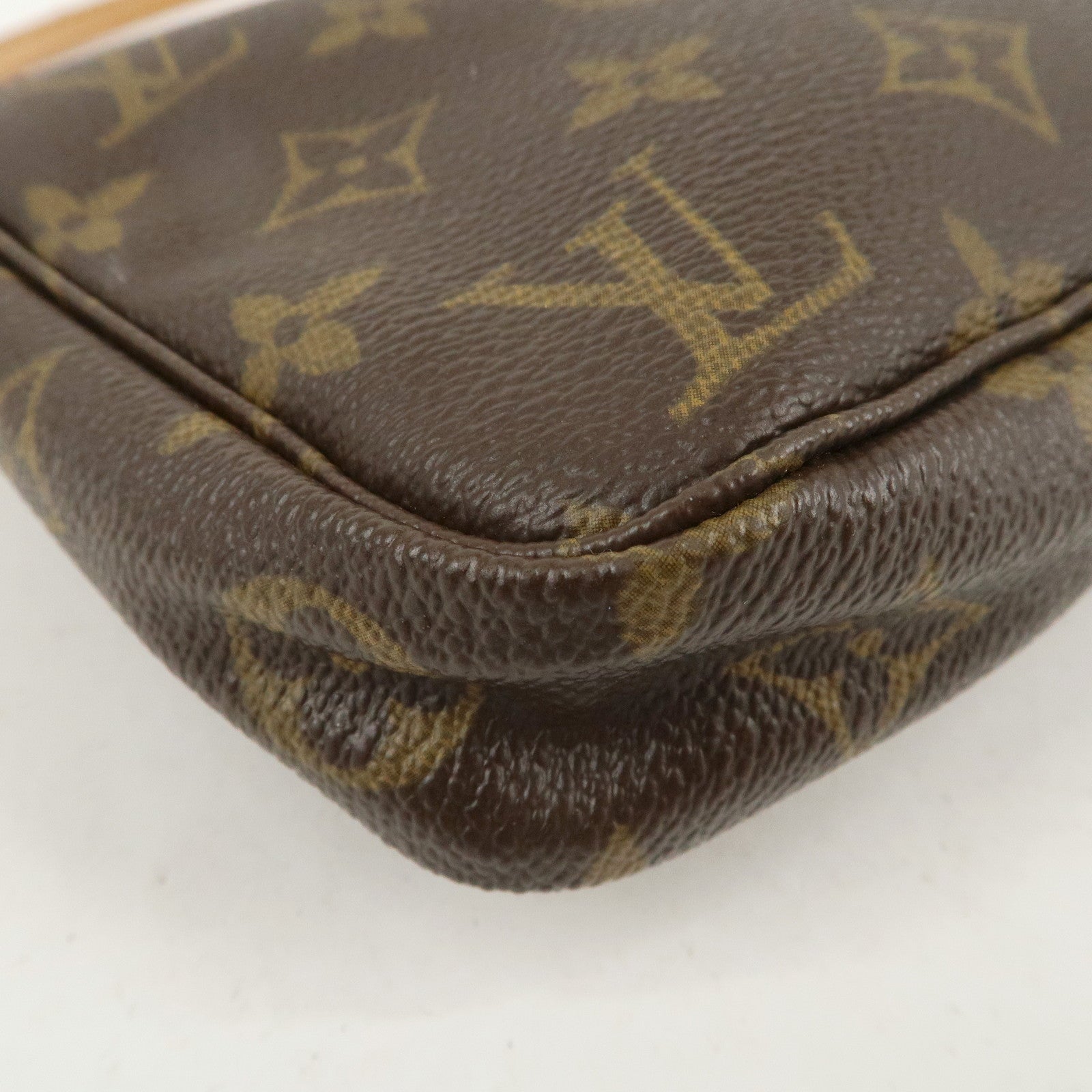 Louis Vuitton Monogram Pochette Accessoires Pouch M51980