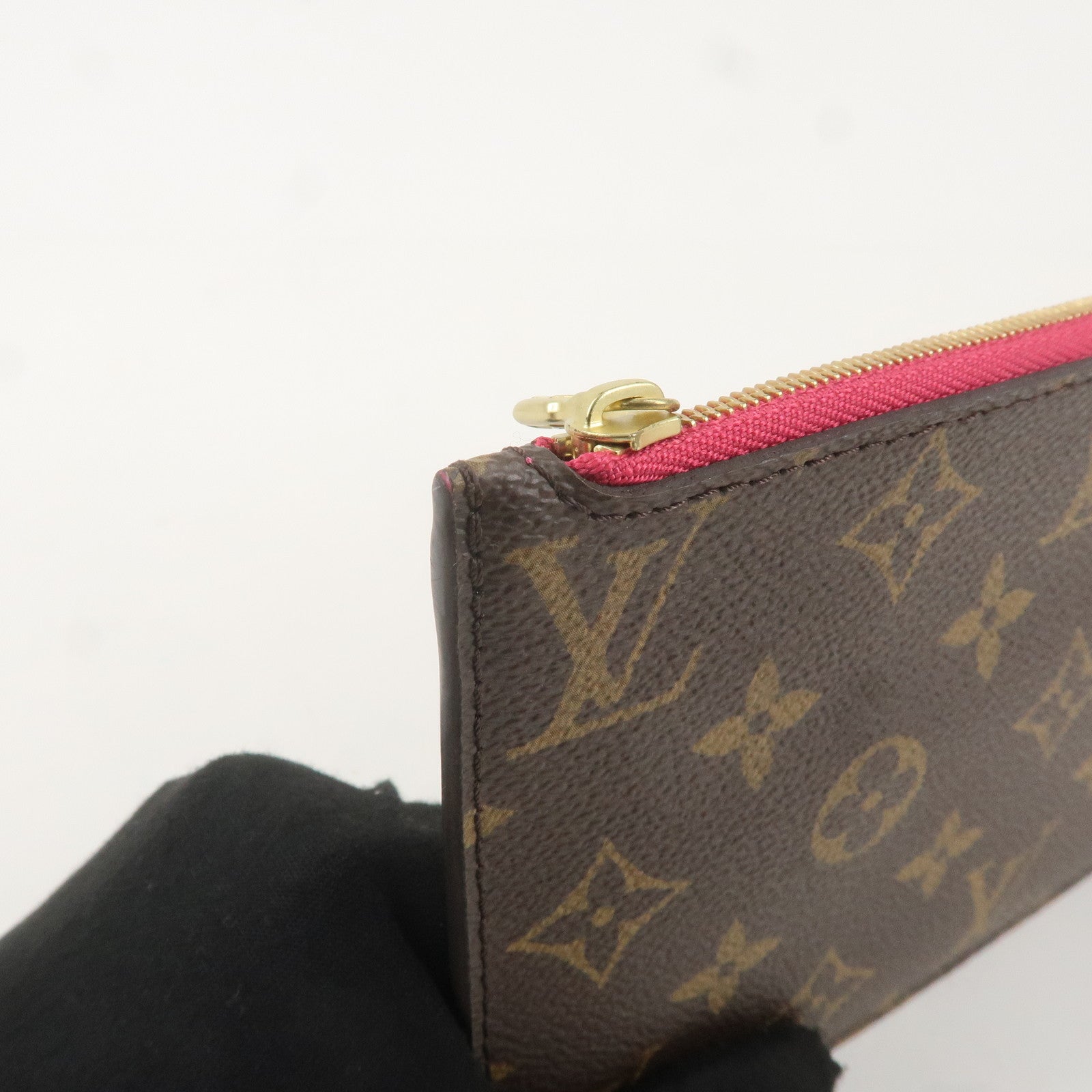 Louis Vuitton Monogram Pouch For Neverfull PM Pivoine