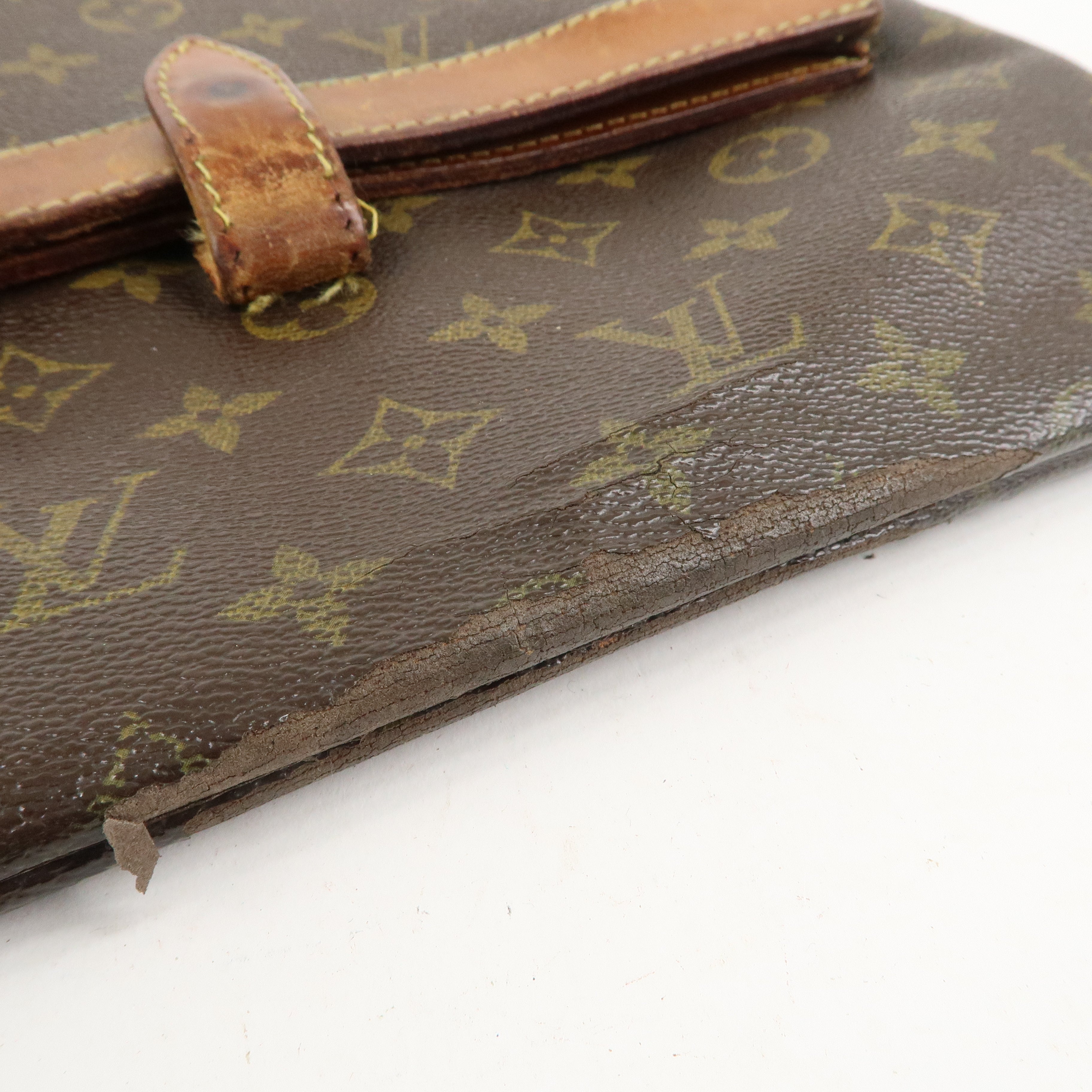 Louis Vuitton Monogram Pochette Pliante Clutch Bag M51805