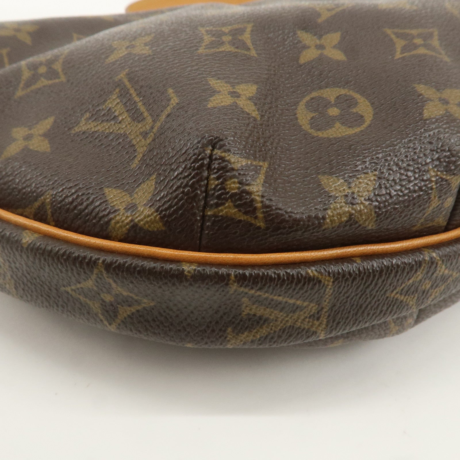 Louis Vuitton Monogram Croissant MM Shoulder Bag Hand Bag M51512