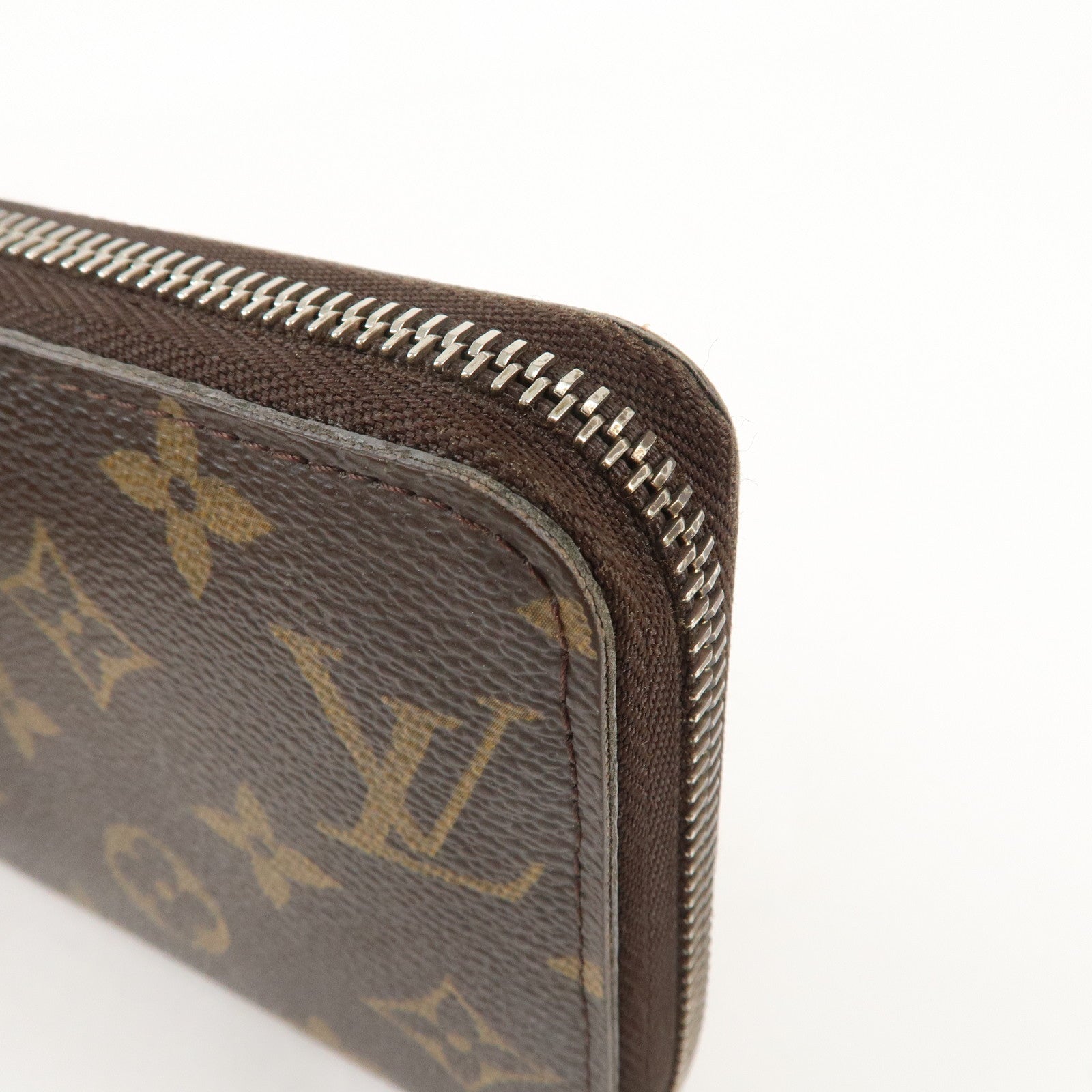 Louis Vuitton Monogram Zippy Wallet Zip Around Long Wallet M60017