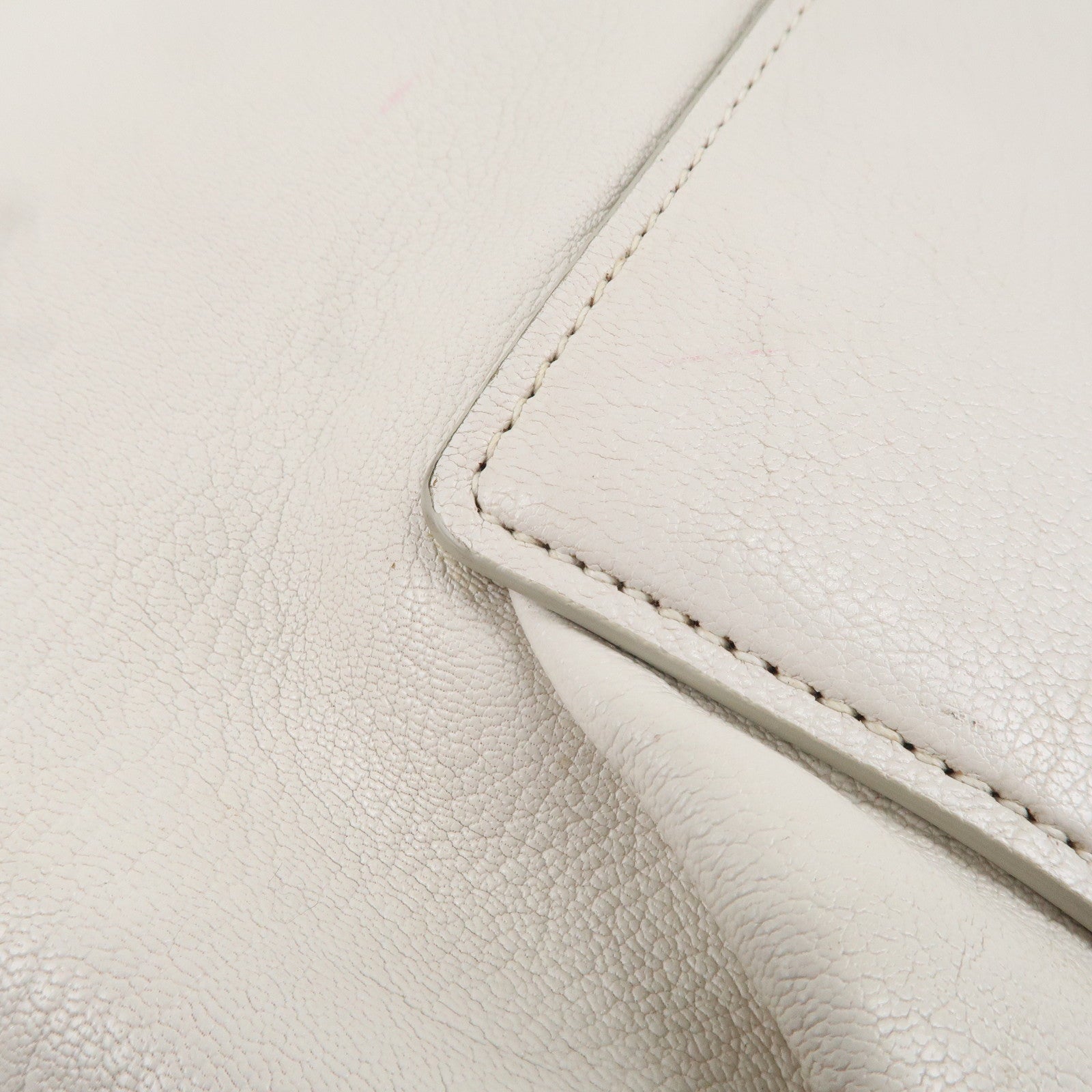 MIU MIU Logo Leather Tote Bag Shoulder Bag White 5BG002