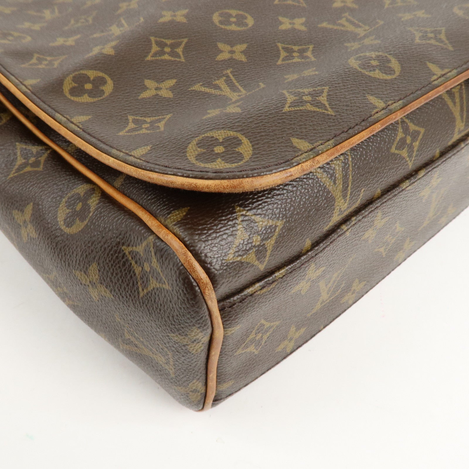 Louis Vuitton Monogram Abbesses Messenger Bag Hand Bag M45257 Used