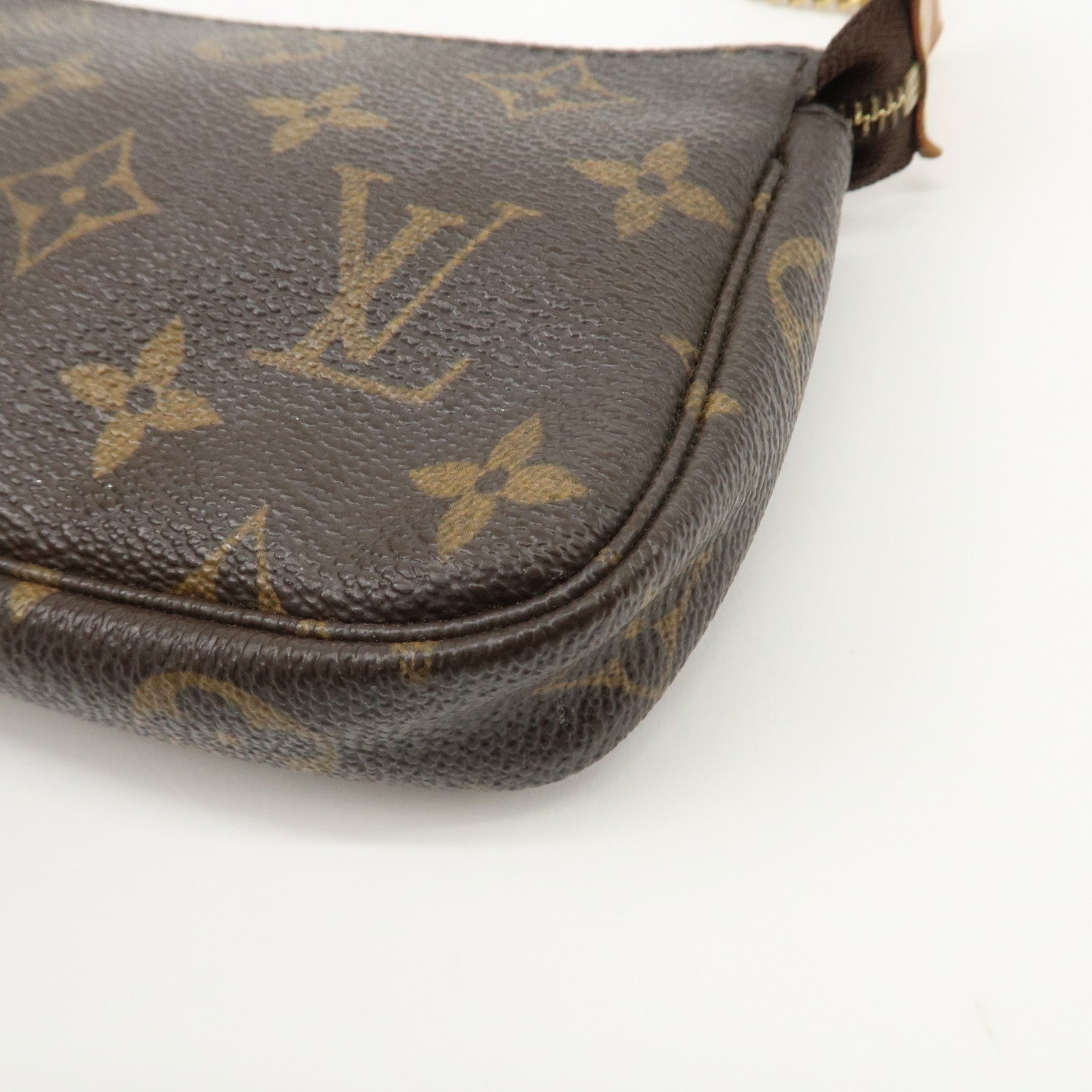 Louis Vuitton Monogram Mini Pochette Accessoires Pouch M58009 Used