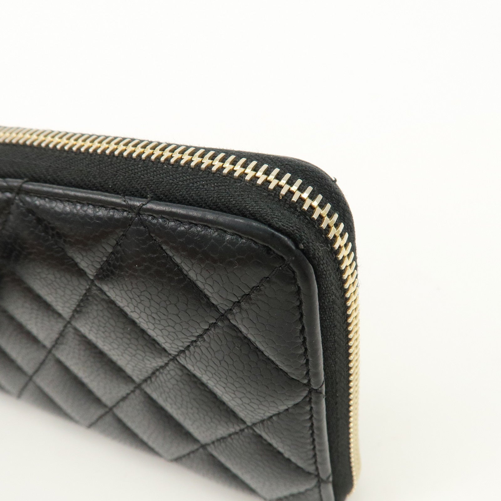 CHANEL Matelasse Caviar Skin Round Zippy Long Wallet Black A50097