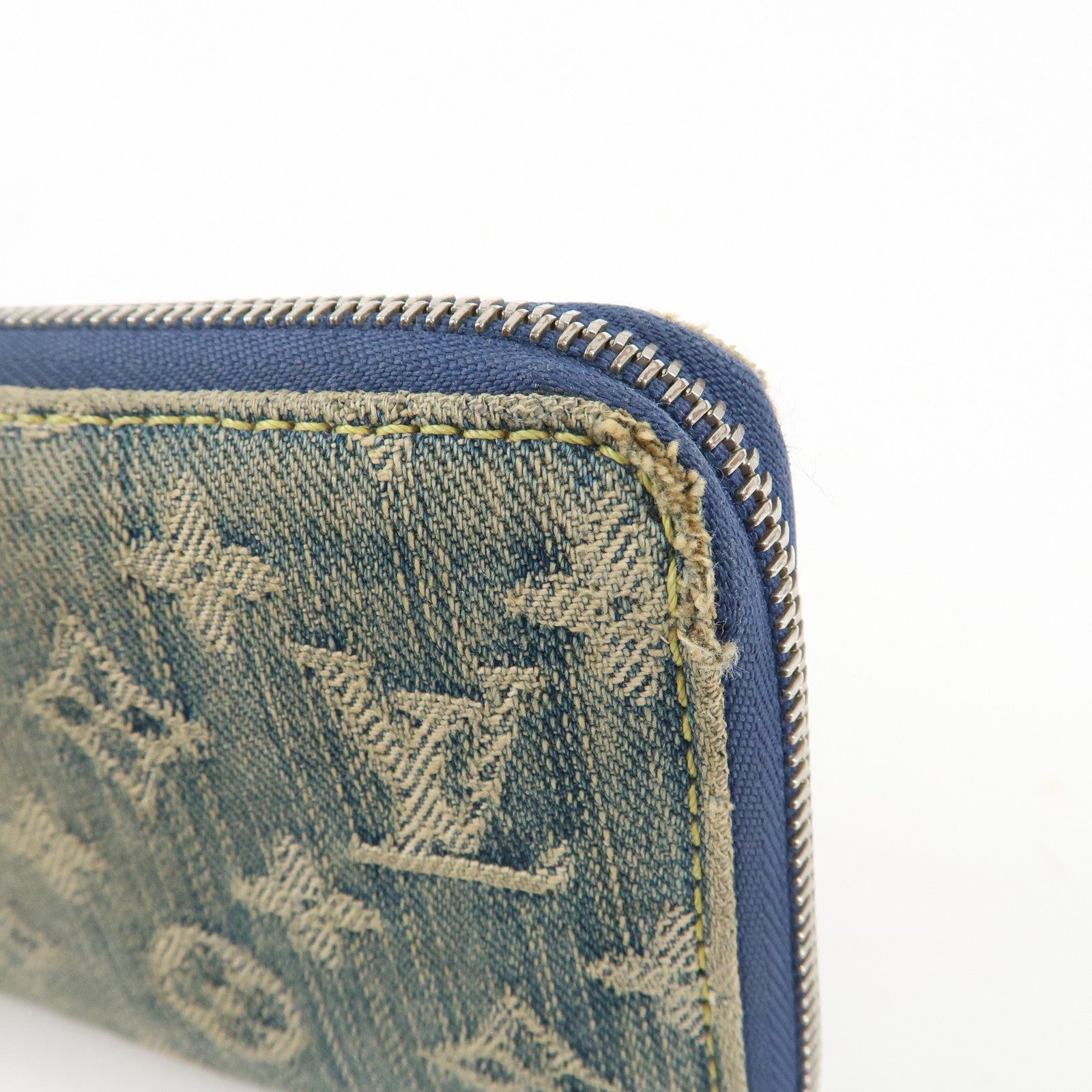 Louis Vuitton Monogram Denim Zippy Long Wallet Blue M95431