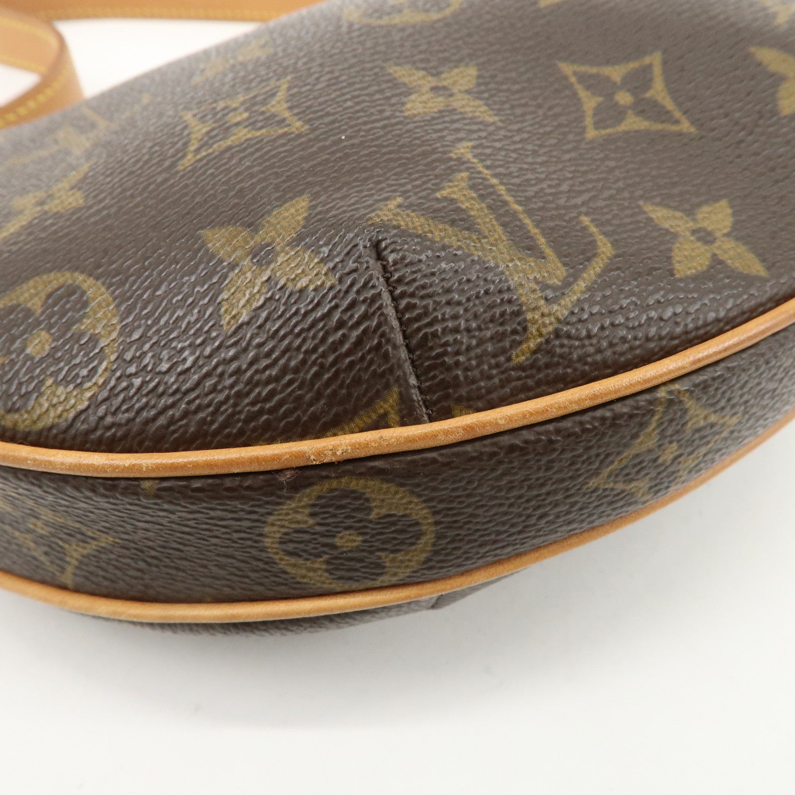 Louis Vuitton Monogram Pochette Croissant Shoulder Bag M51510 Used