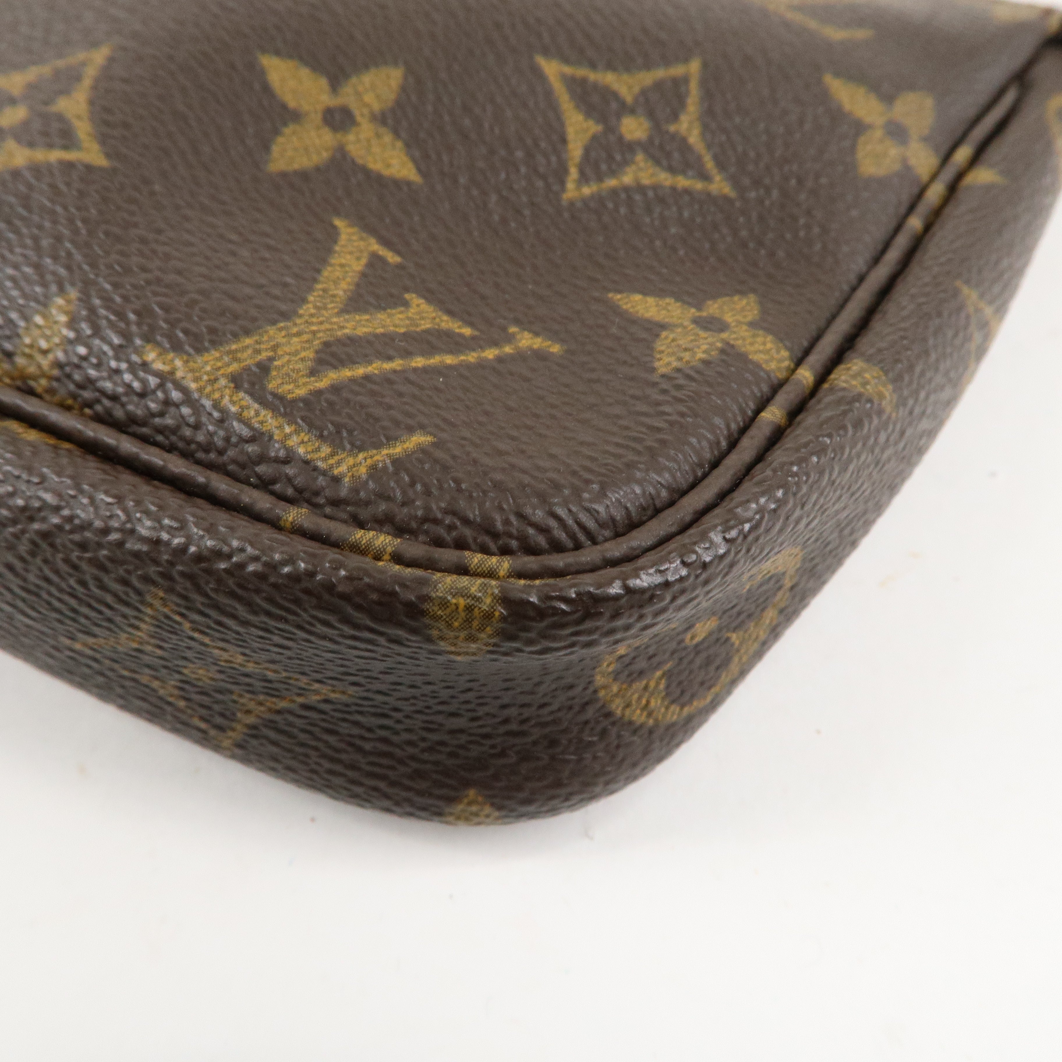 Louis Vuitton Monogram Pochette Accessoires Pouch M51980