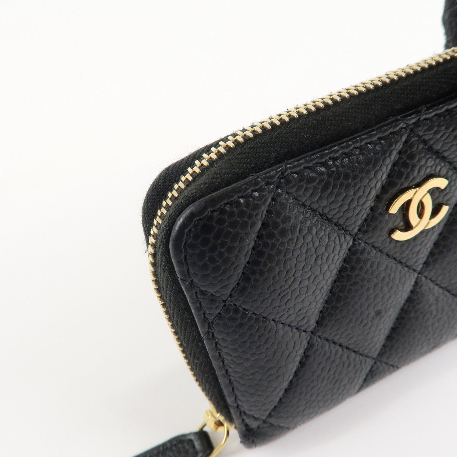 CHANEL Matelasse Caviar Skin Zipper Around Coin Case Black AP0216