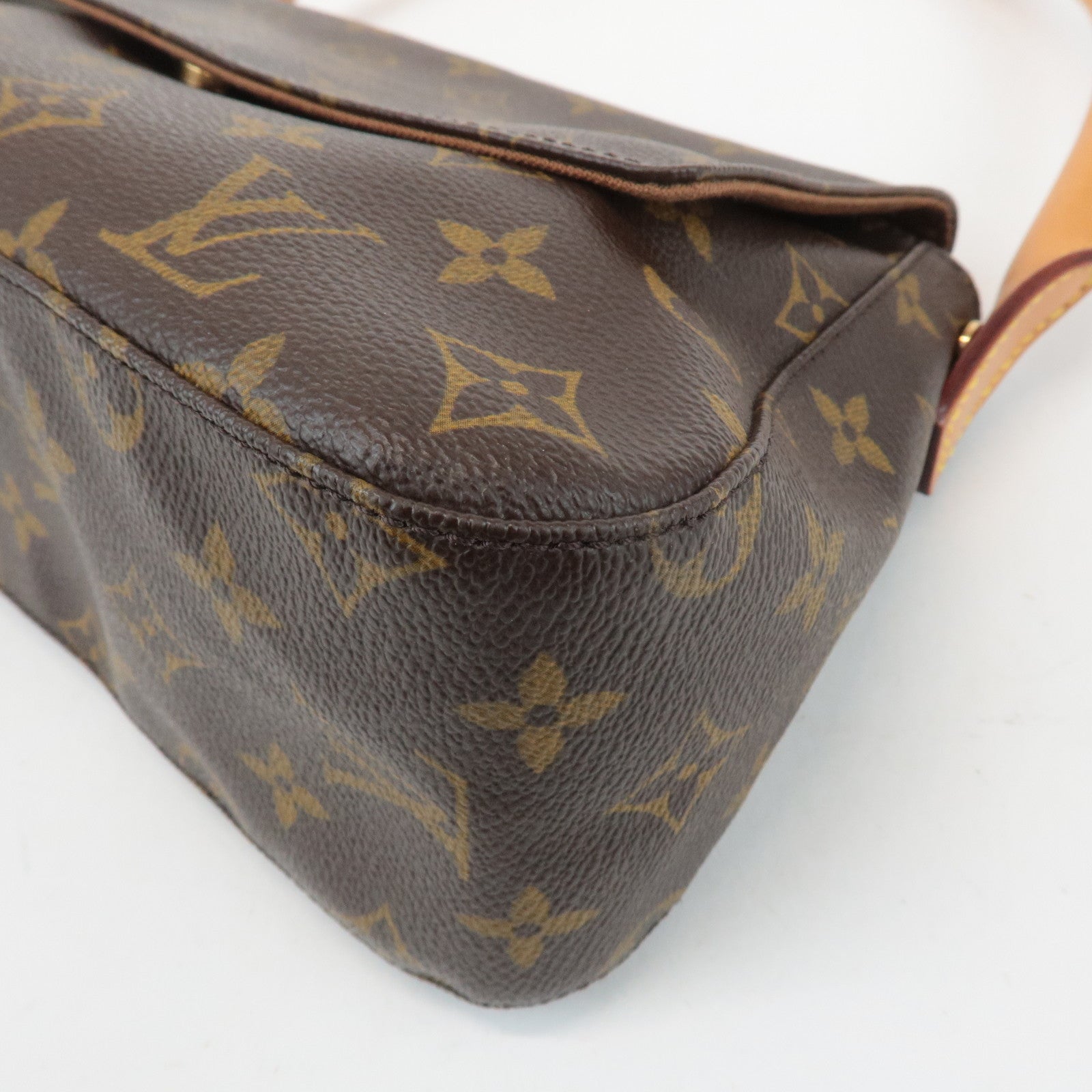 Louis Vuitton Monogram Mini Looping Shoulder Bag Hand Bag M51147 Used