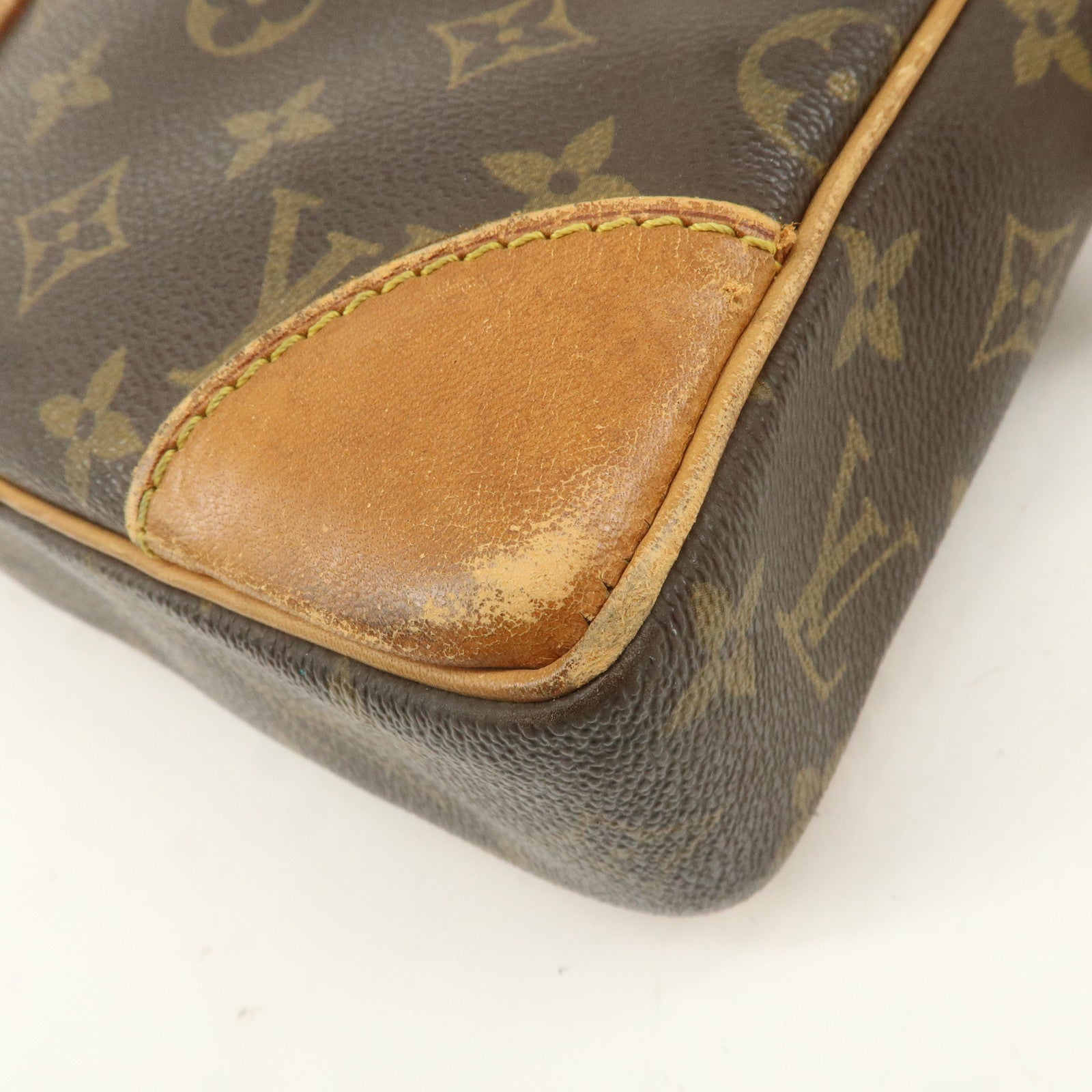 Louis Vuitton Monogram Porte Documents Voyage Bag Brown M53361