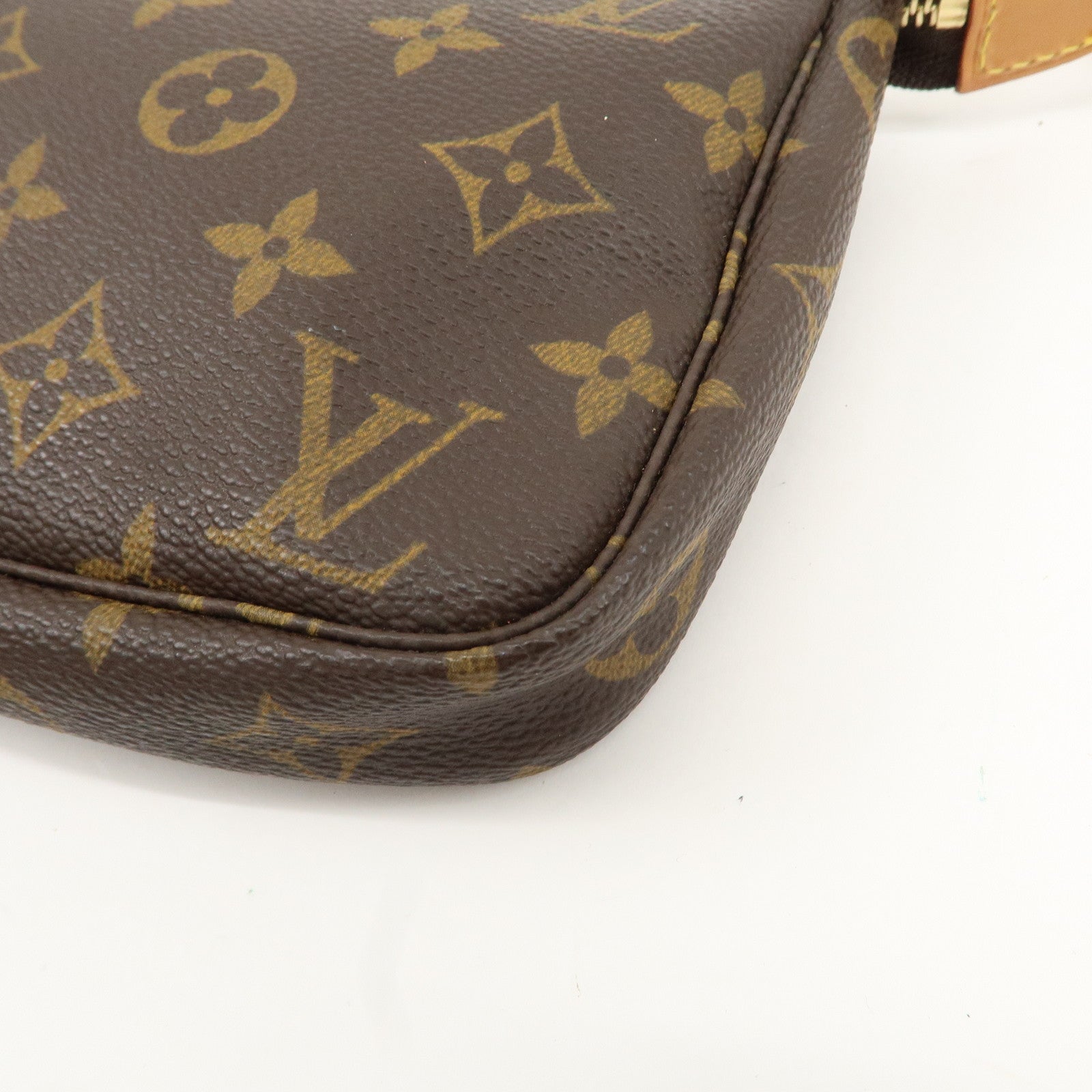 Louis Vuitton Monogram Pochette Accessoires Pouch M51980