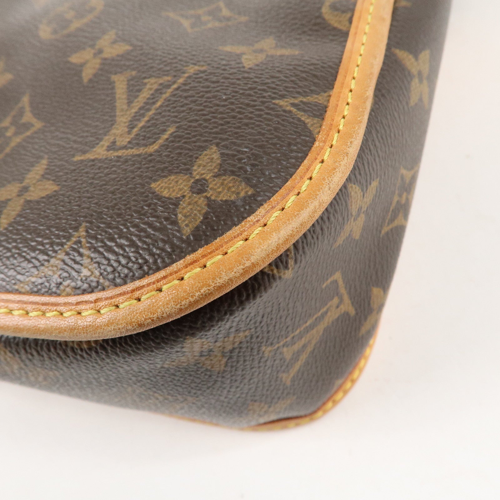 Louis Vuitton Monogram Messenger Bosphore PM Shoulder Bag M40106