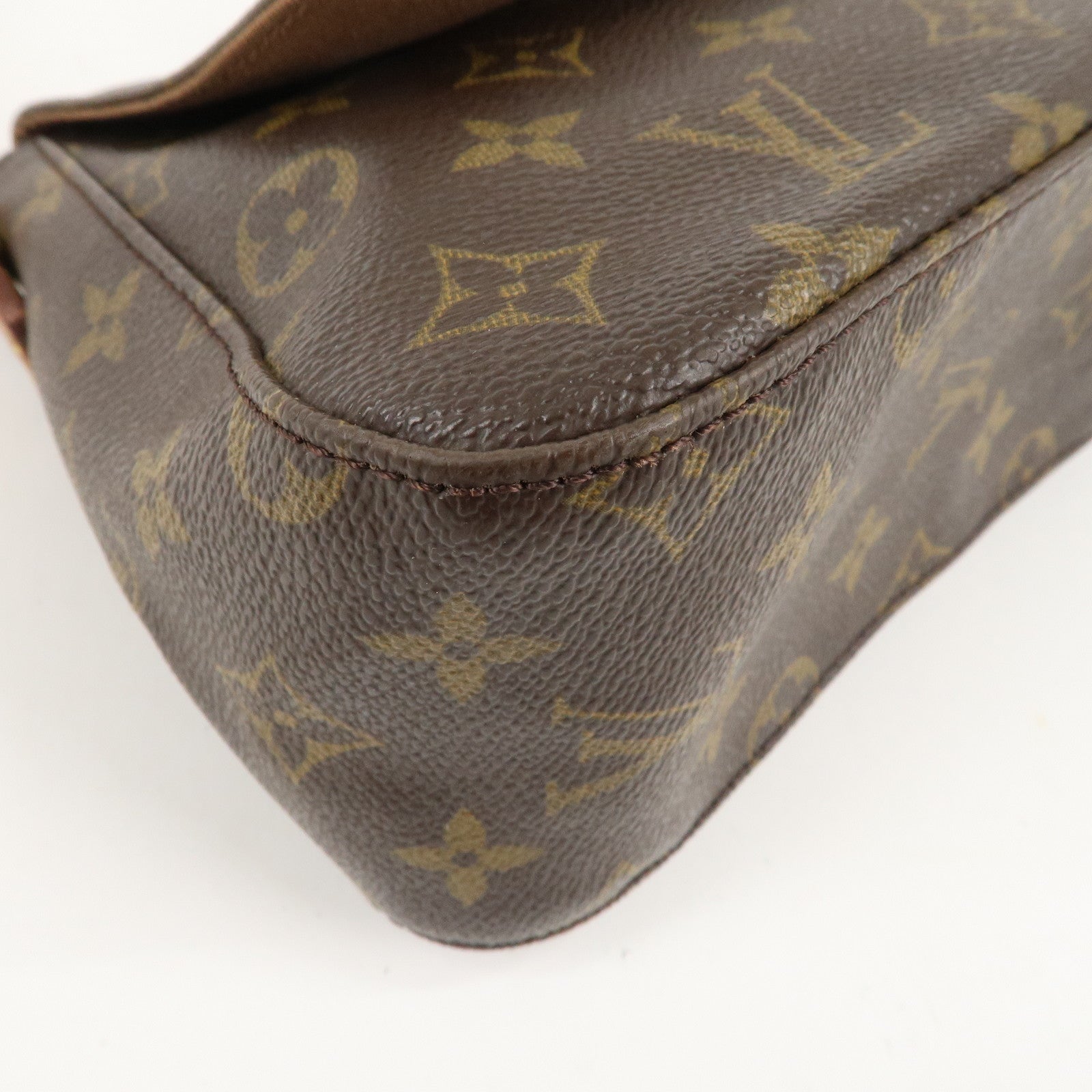 Louis Vuitton Monogram Mini Looping Shoulder Bag Hand Bag M51147