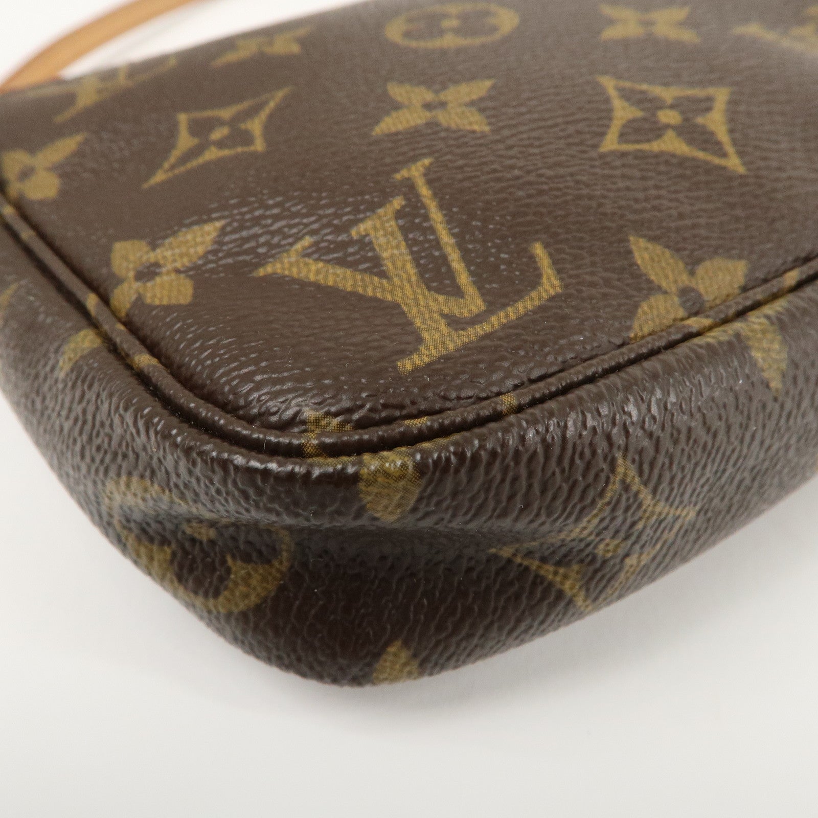 Louis Vuitton Monogram Pochette Accessoires Pouch M51980