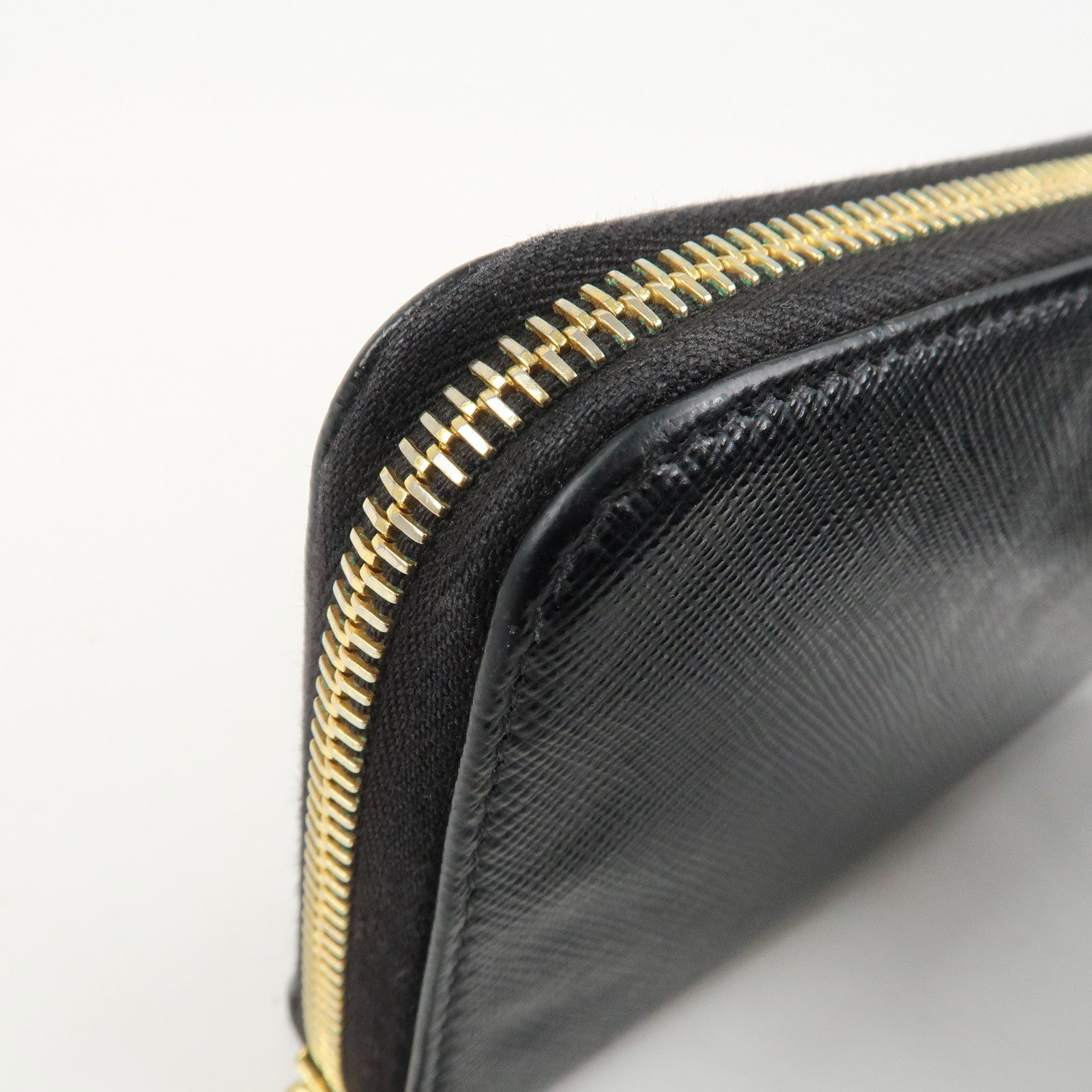 PRADA Saffiano Leather Round Zipper Long Wallet Black 1M0506 Used