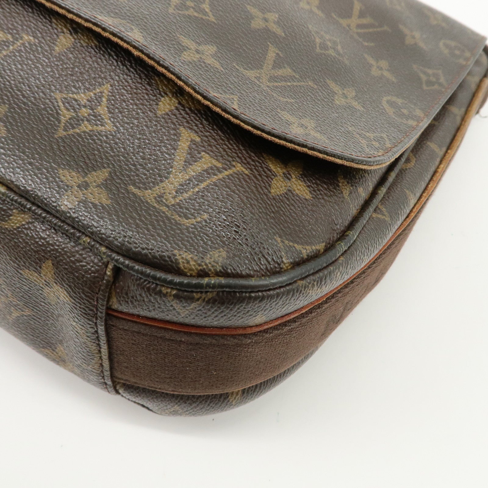 Louis Vuitton Monogram Messenger MM Beaubourg Crossbody Bag M97038 Used