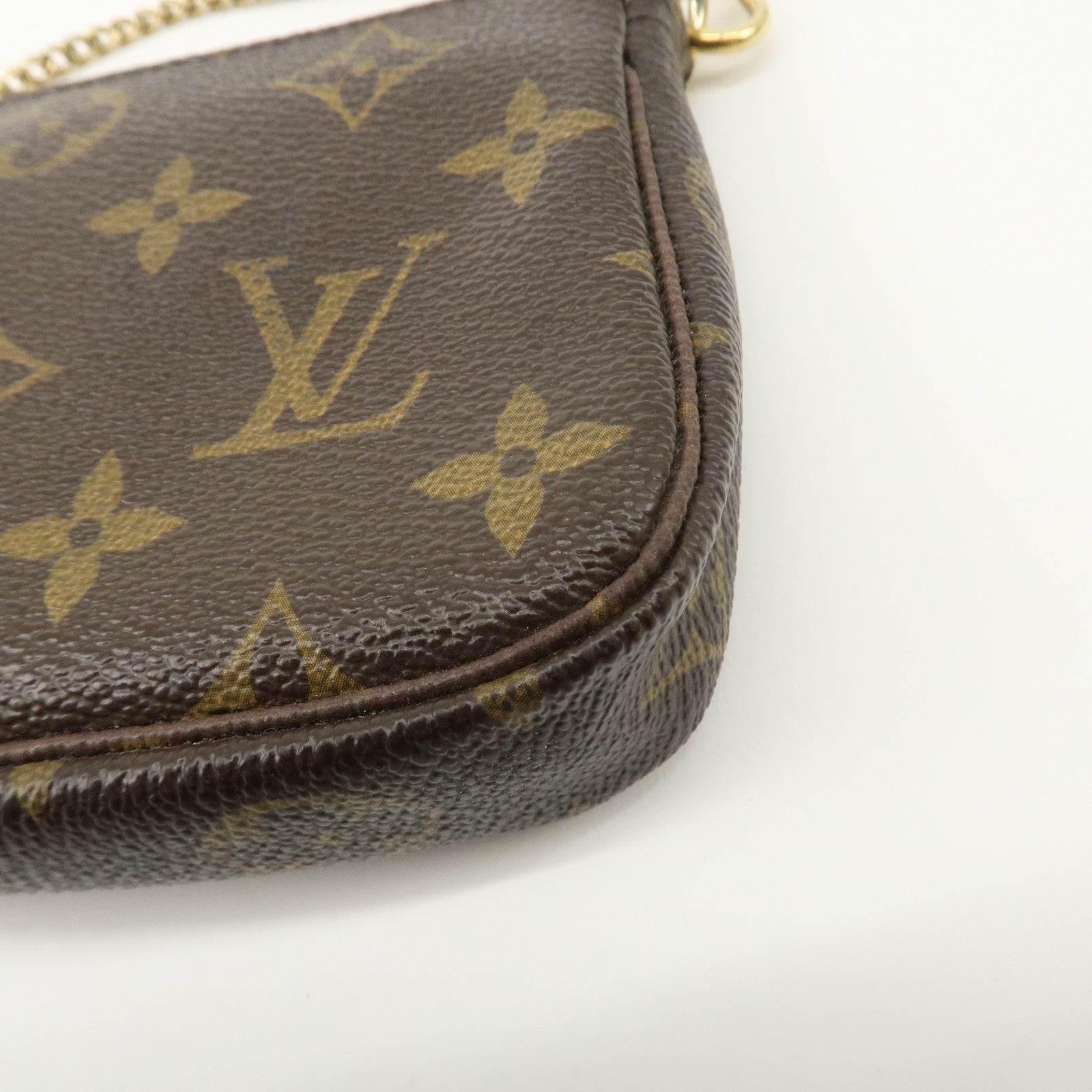 Louis Vuitton Monogram T&B Mini Pochette Accessoires Pouch M60153 Used