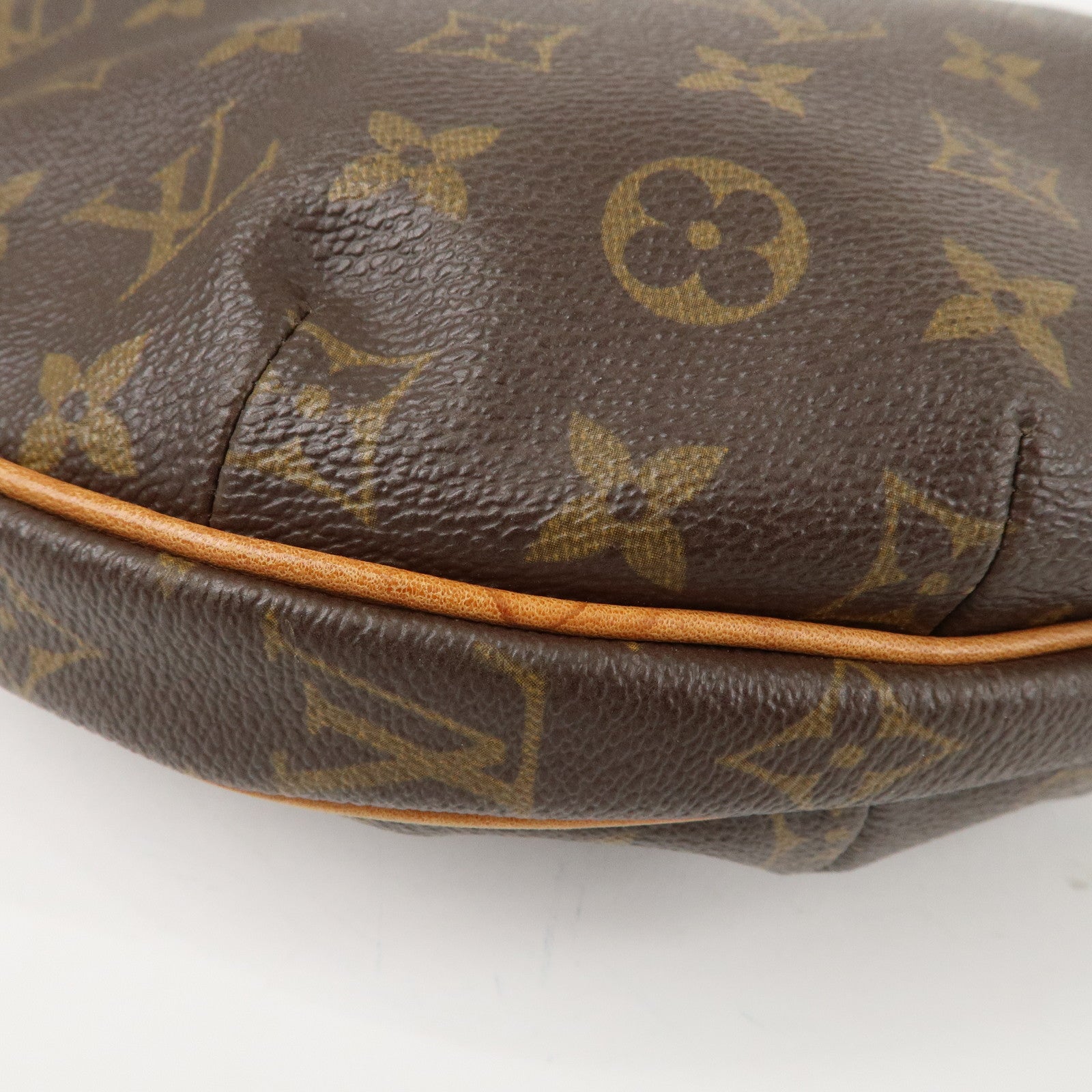 Louis Vuitton Monogram Croissant MM Shoulder Bag Hand Bag M51512