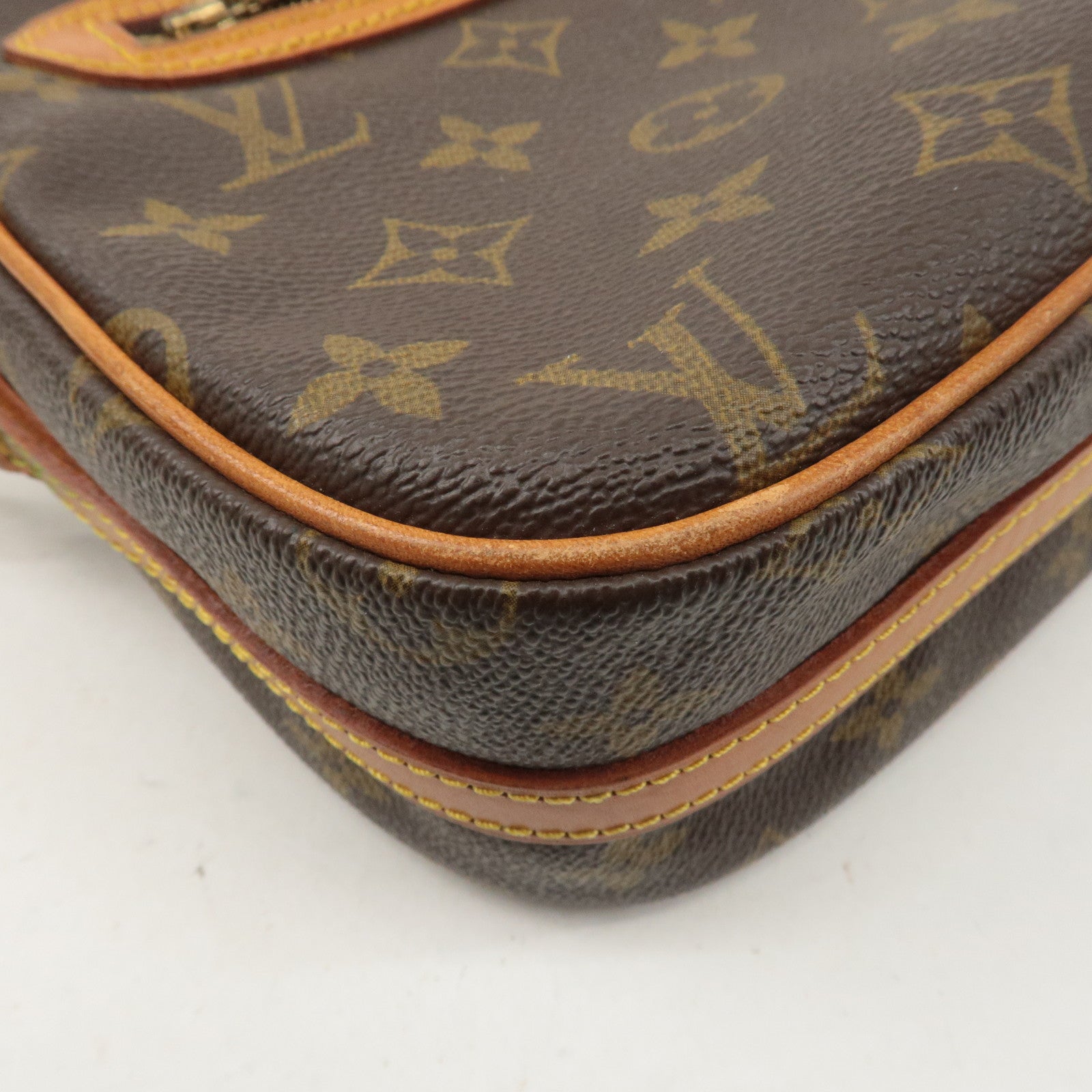 Louis Vuitton Monogram Senlis Shoulder Bag Crossbody Bag M51222