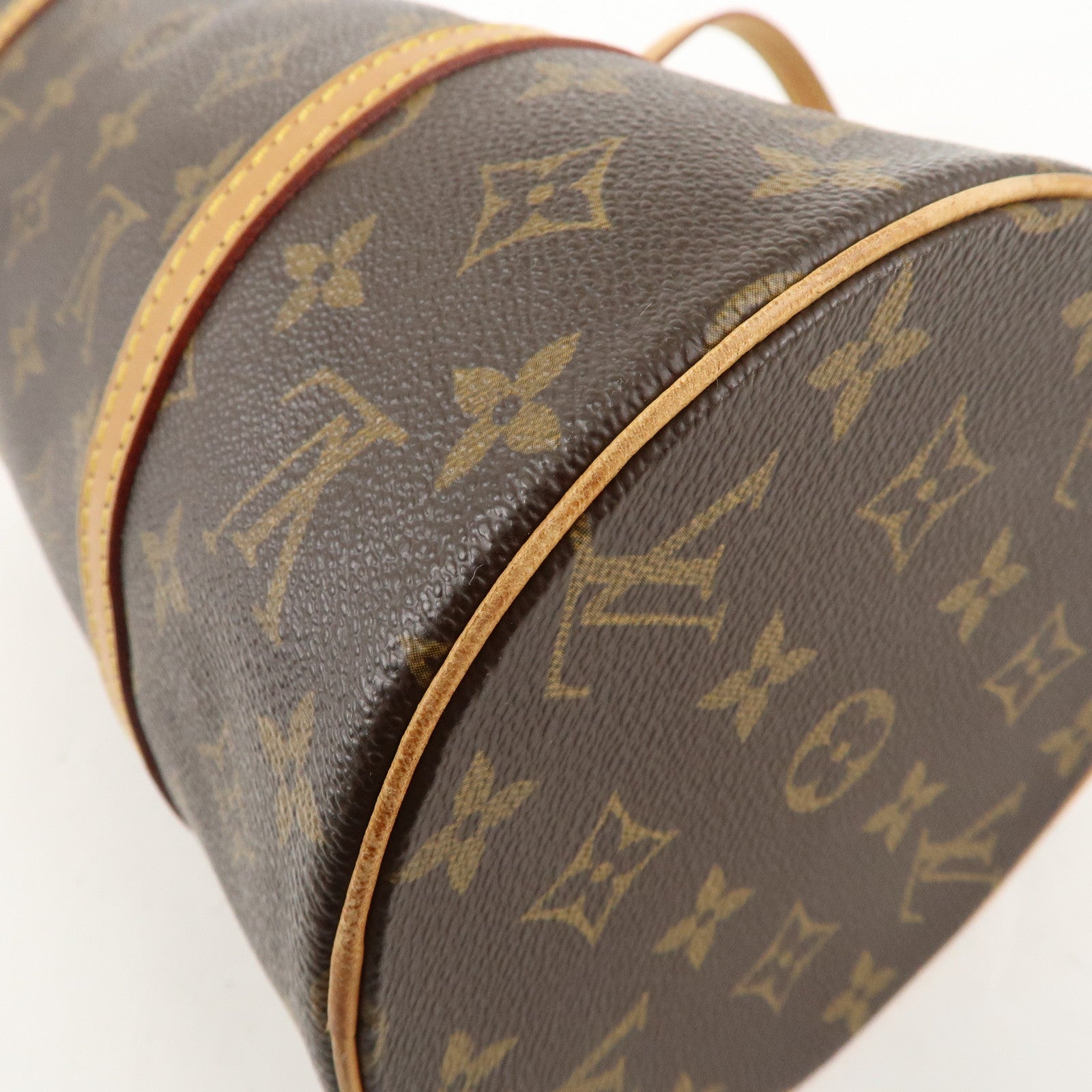 Louis Vuitton Monogram Papillon 30 Hand Bag 
Pouch Brown M51385