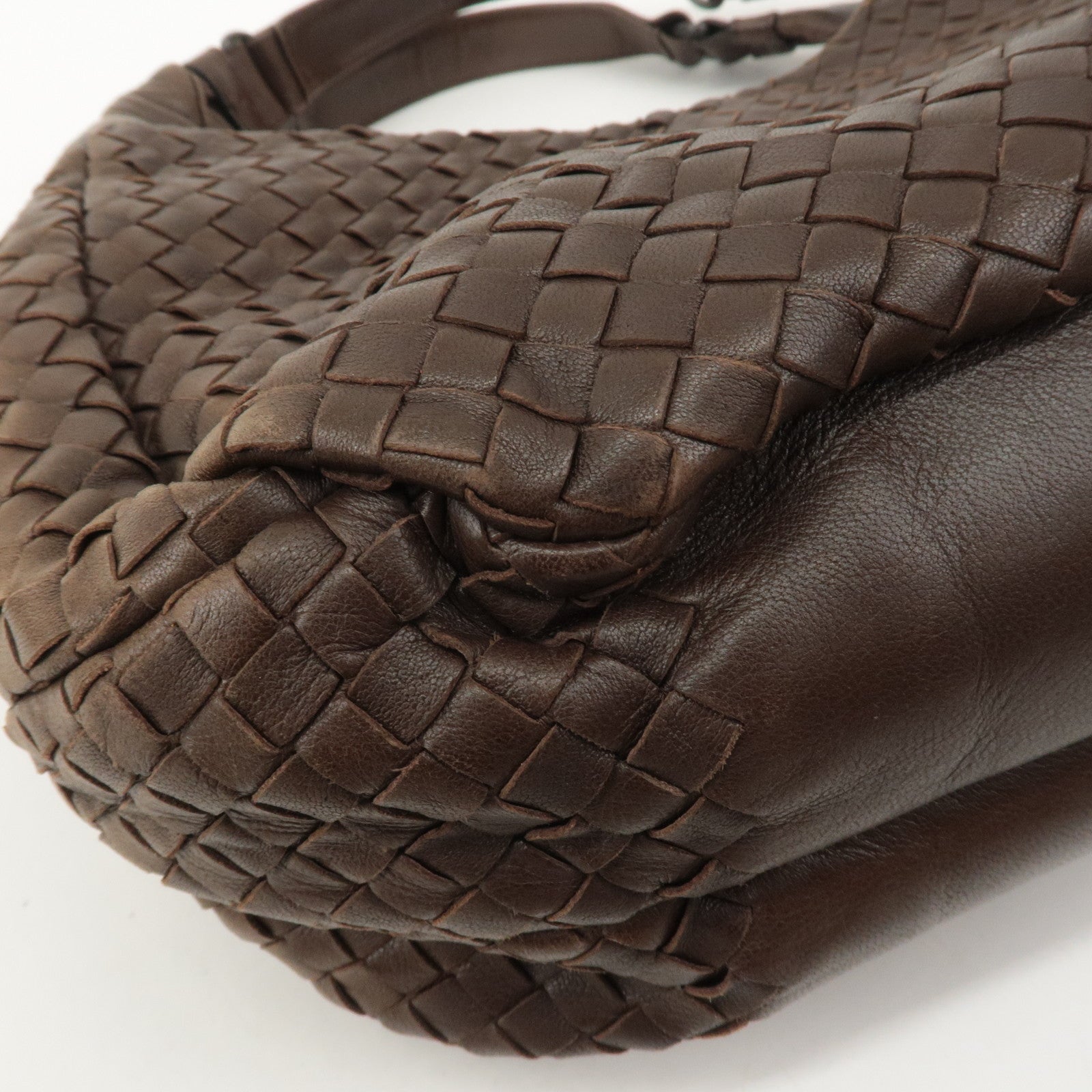 BOTTEGA VENETA Intrecciato Campana Medium Shoulder Bag 125787