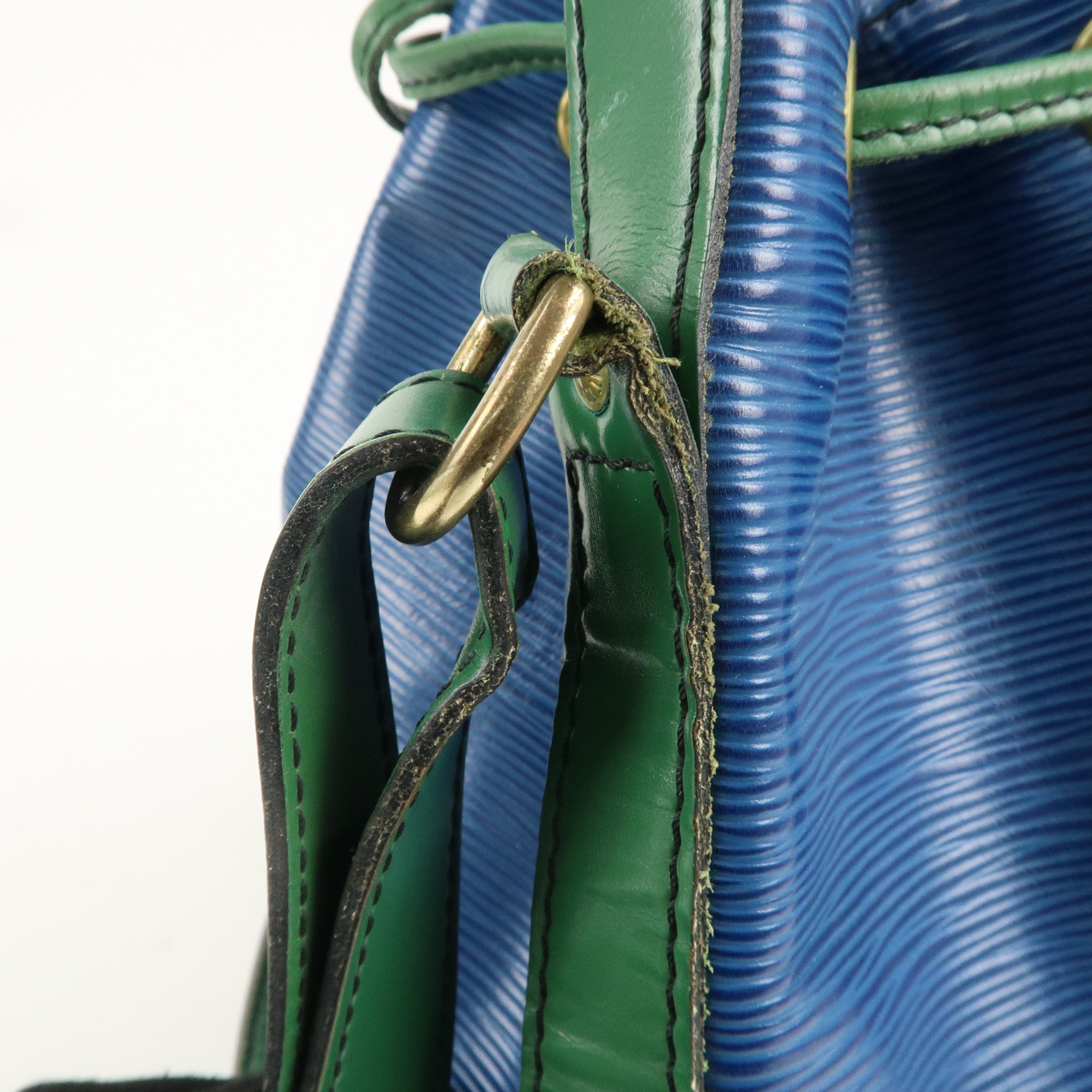 Louis Vuitton Epi Bi-Color Noe Shoulder Bag Blue Green M44044