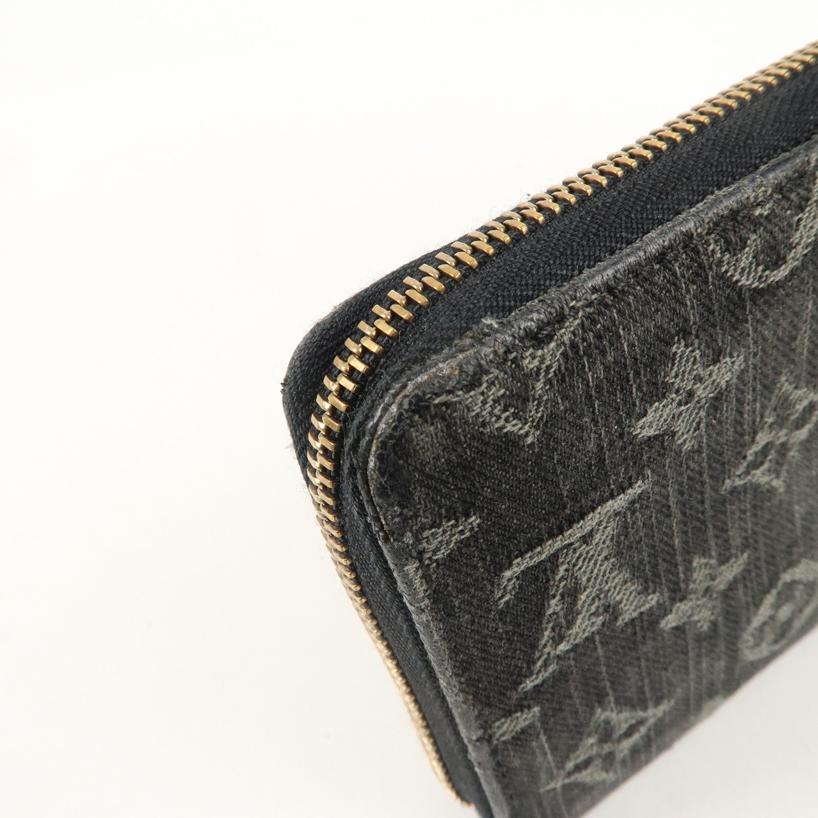 Louis Vuitton Monogram Denim Zippy Wallet Noir Black M95614