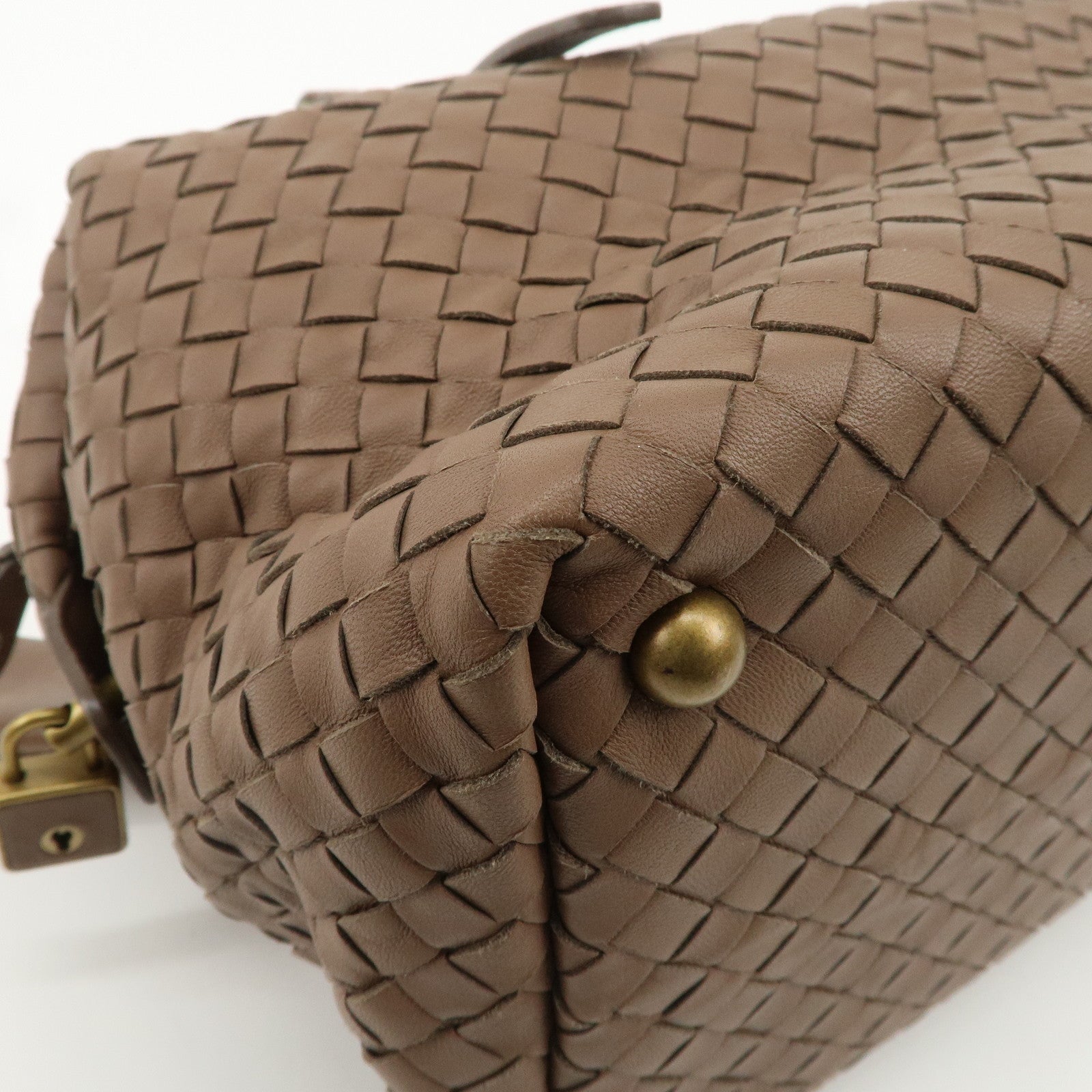 BOTTEGA VENETA Intrecciato Leather Montaigne Boston Bag Brown 173398