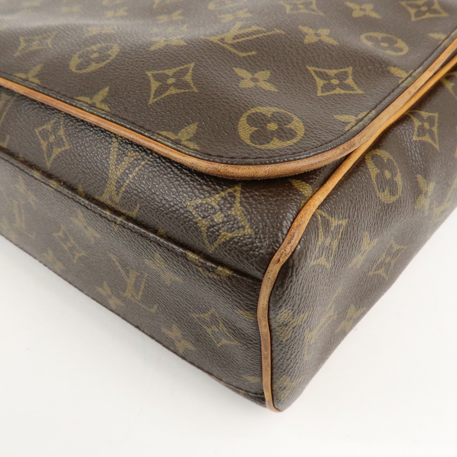 Louis Vuitton Monogram Abbesses Messenger Bag Hand Bag M45257 Used