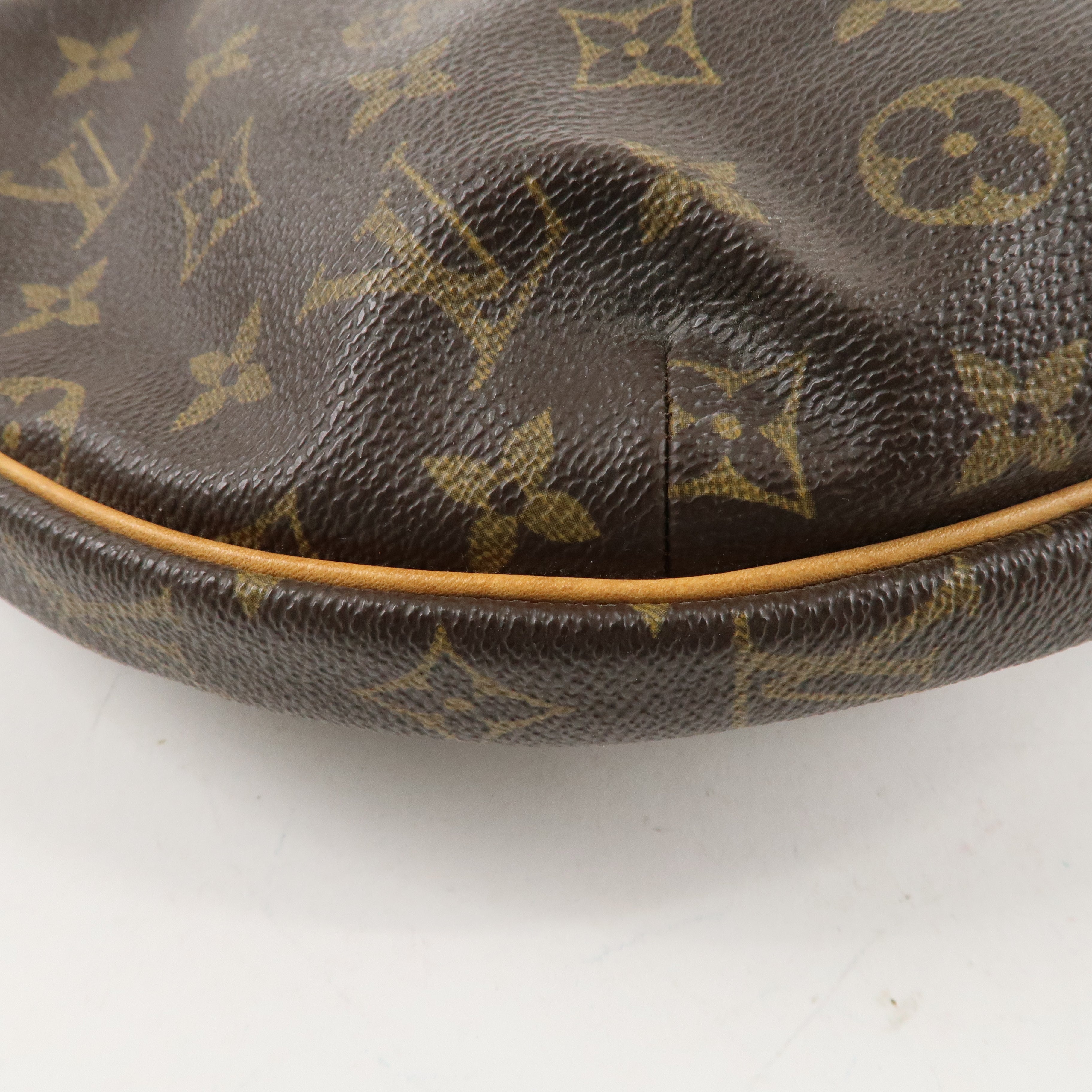 Louis Vuitton Monogram Croissant MM Shoulder Bag Hand Bag M51512