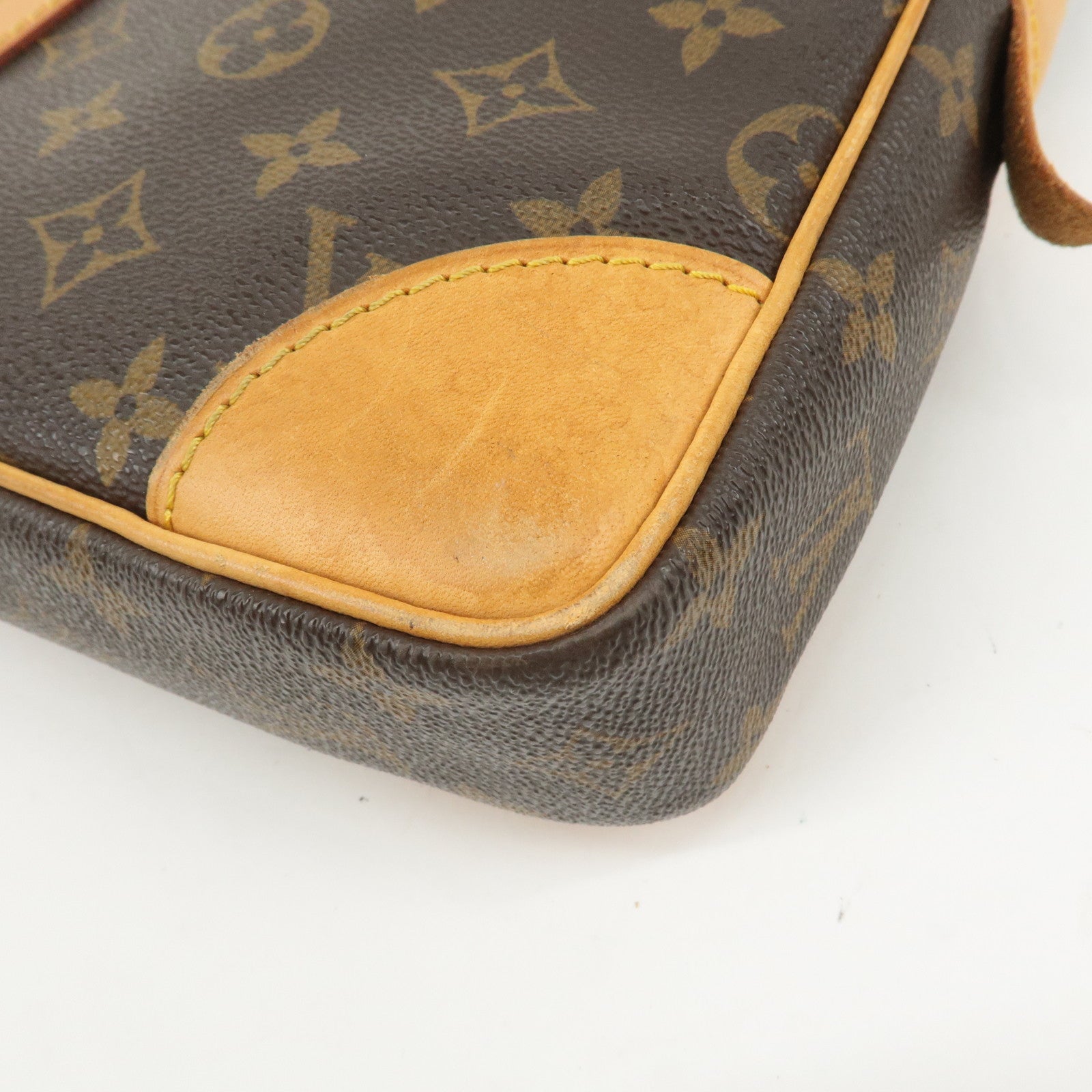 Louis Vuitton Monogram Porte Documents Voyage Bag M53361 Used