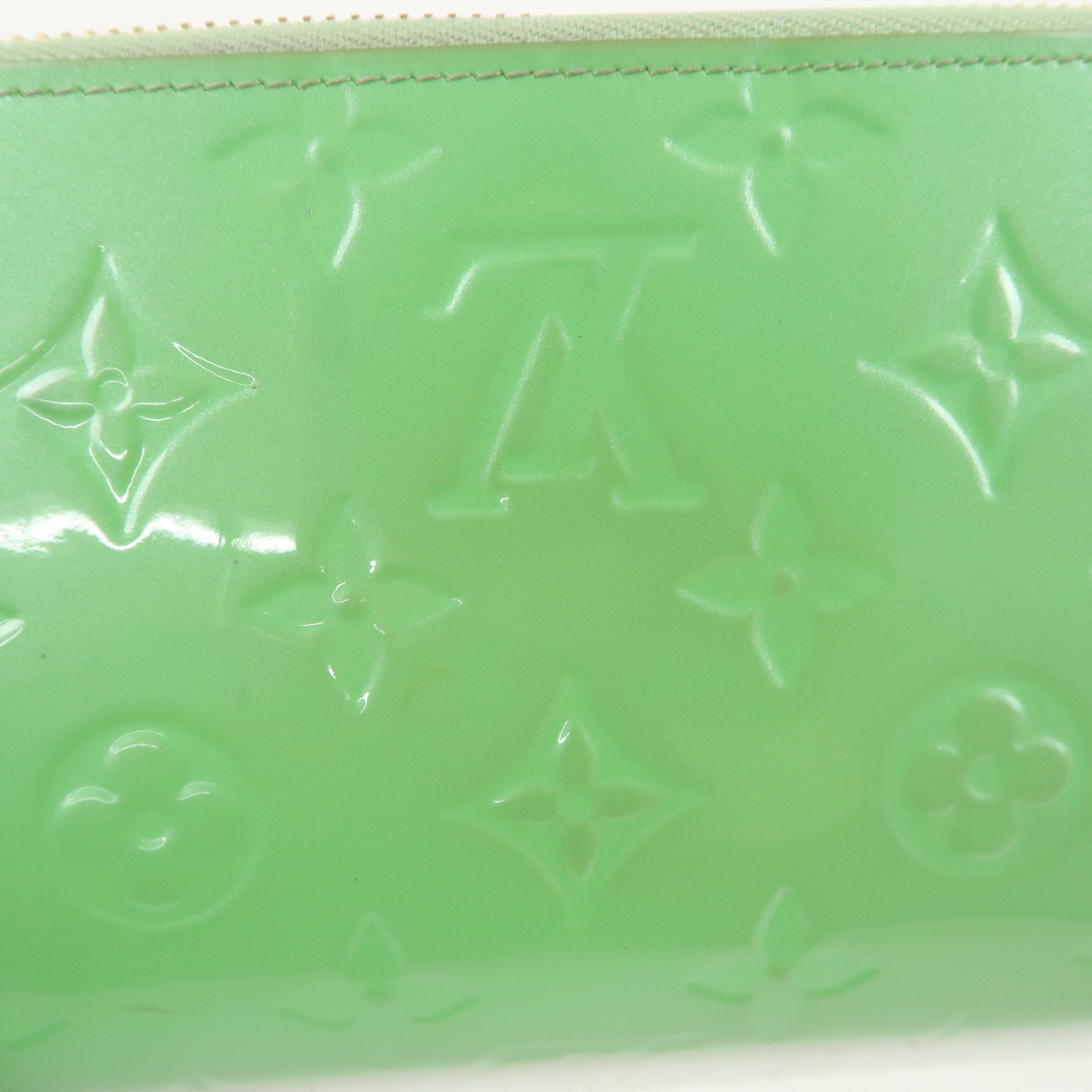 Louis Vuitton Monogram Vernis Zippy Wallet Light Green M82065