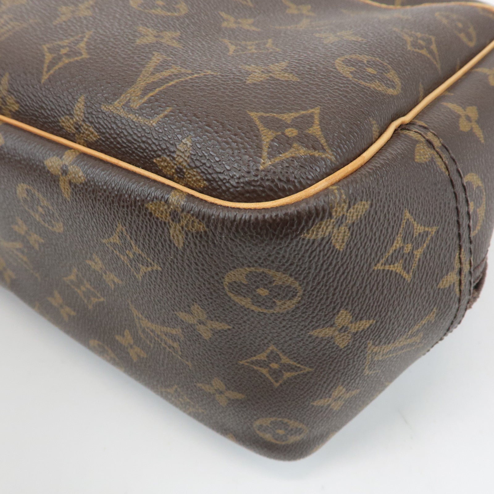 Louis Vuitton Monogram Deauville Hand Bag M47270