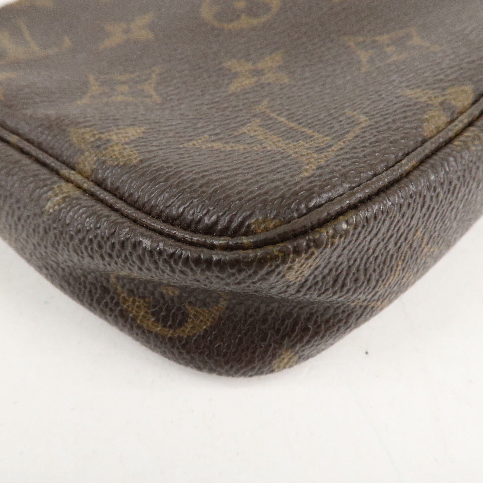 Louis Vuitton Monogram Pochette Accessoires Pouch M51980 Used