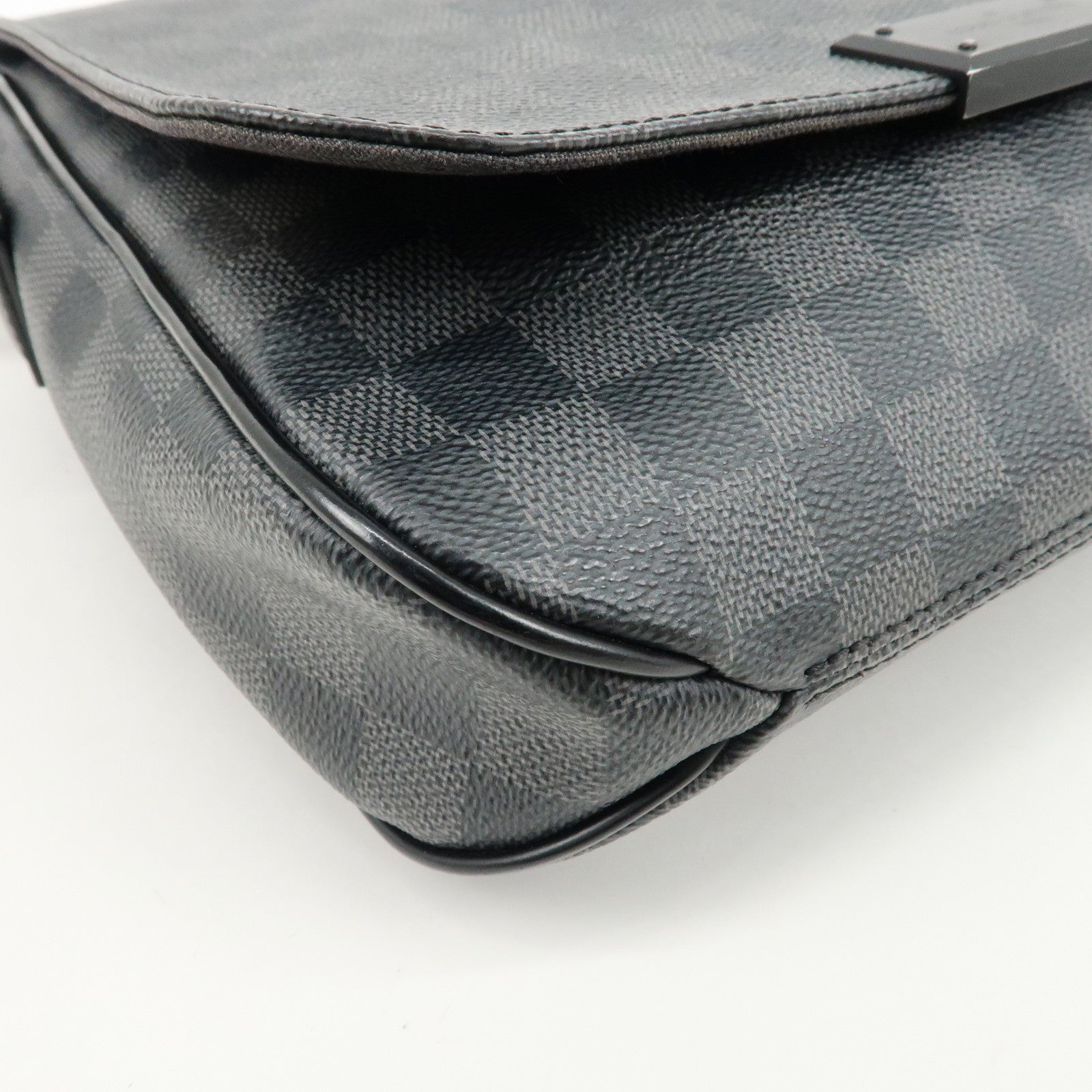 Louis Vuitton Damier Graphite District PM Shoulder Bag N41260 Used