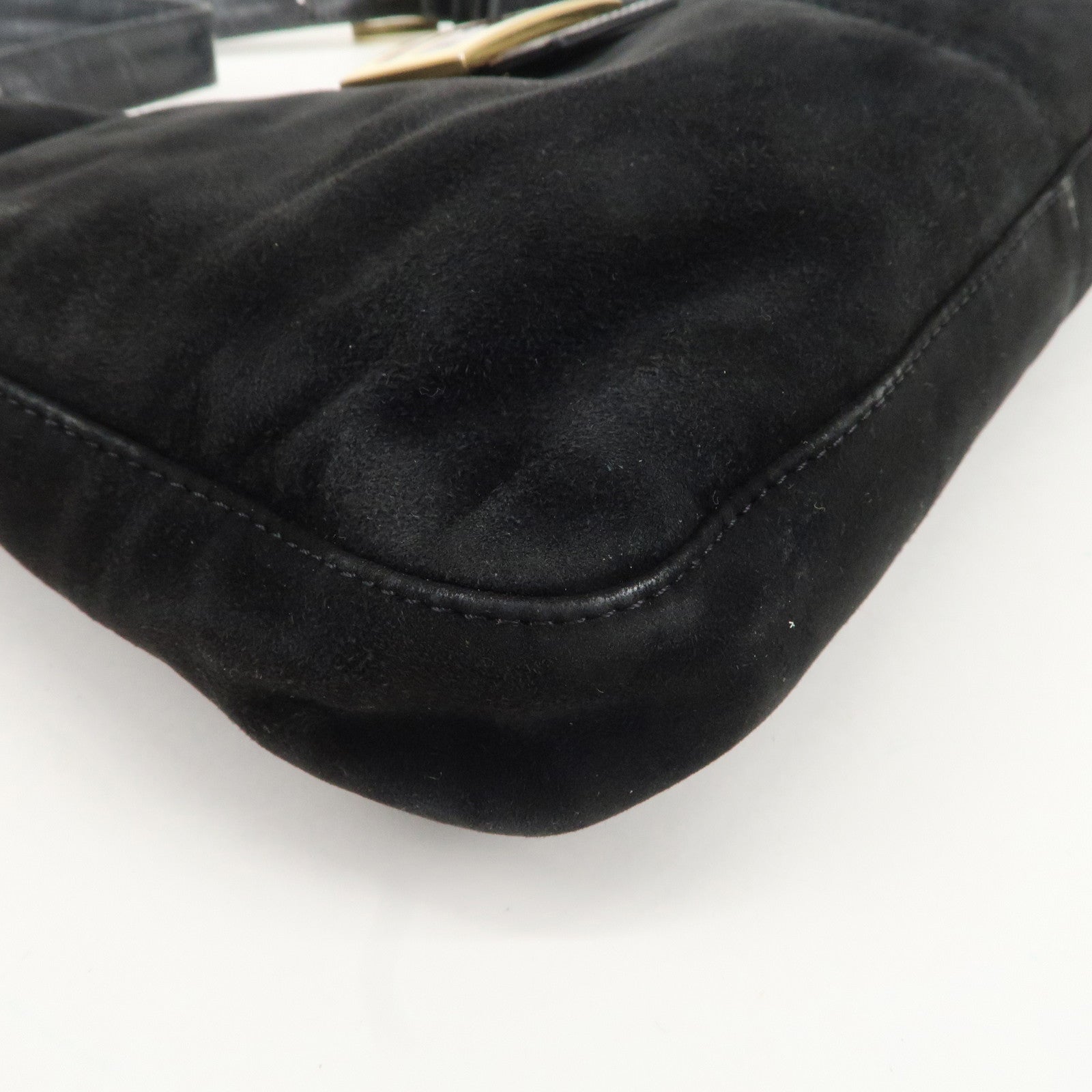 FENDI Suede Leather Shoulder Bag Black 26569 Used