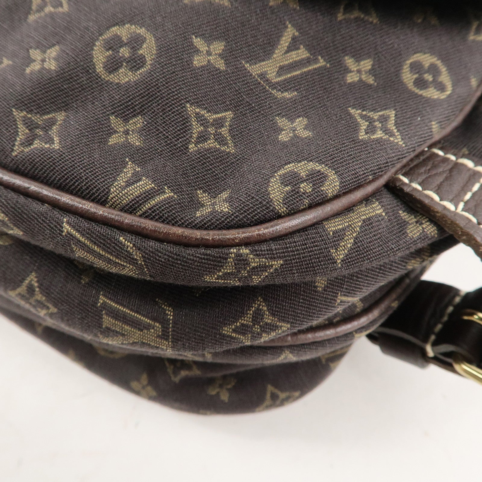 Louis Vuitton Monogram Mini Lin Saumur 30 Ebene Brown M95227