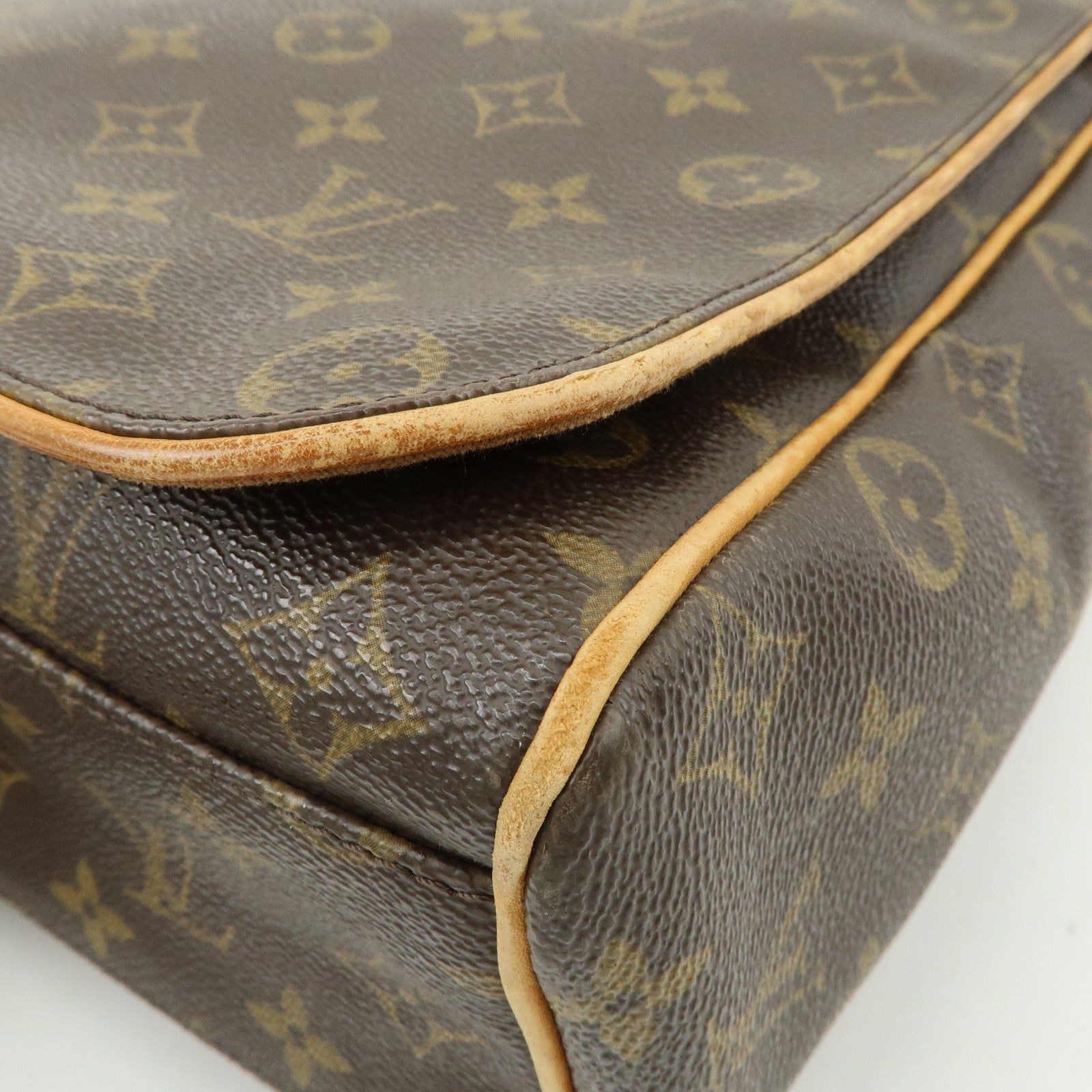 Louis Vuitton Monogram Abbesses Messenger Bag Hand Bag M45257 Used