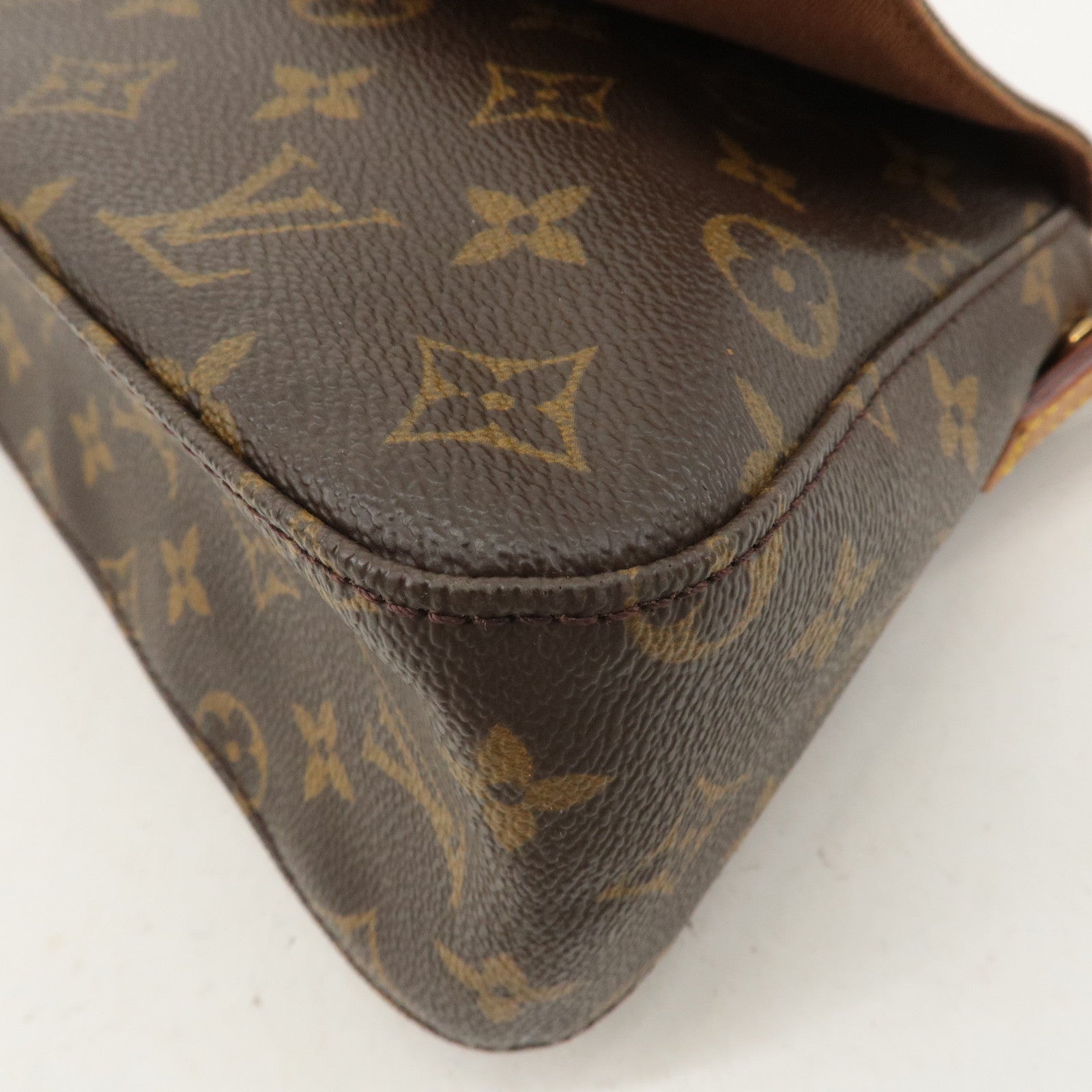 Louis Vuitton Monogram Mini Looping Shoulder Bag Hand Bag M51147