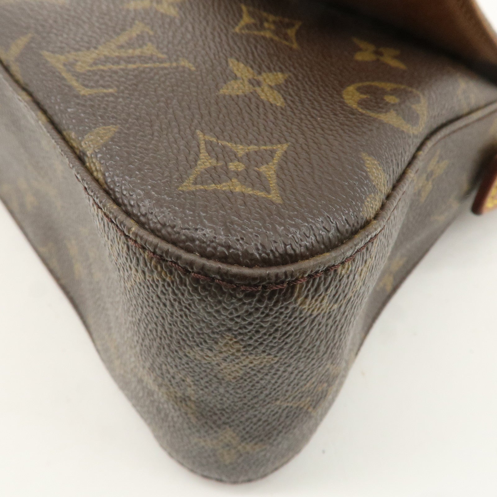 Louis Vuitton Monogram Mini Looping Shoulder Bag Hand Bag M51147