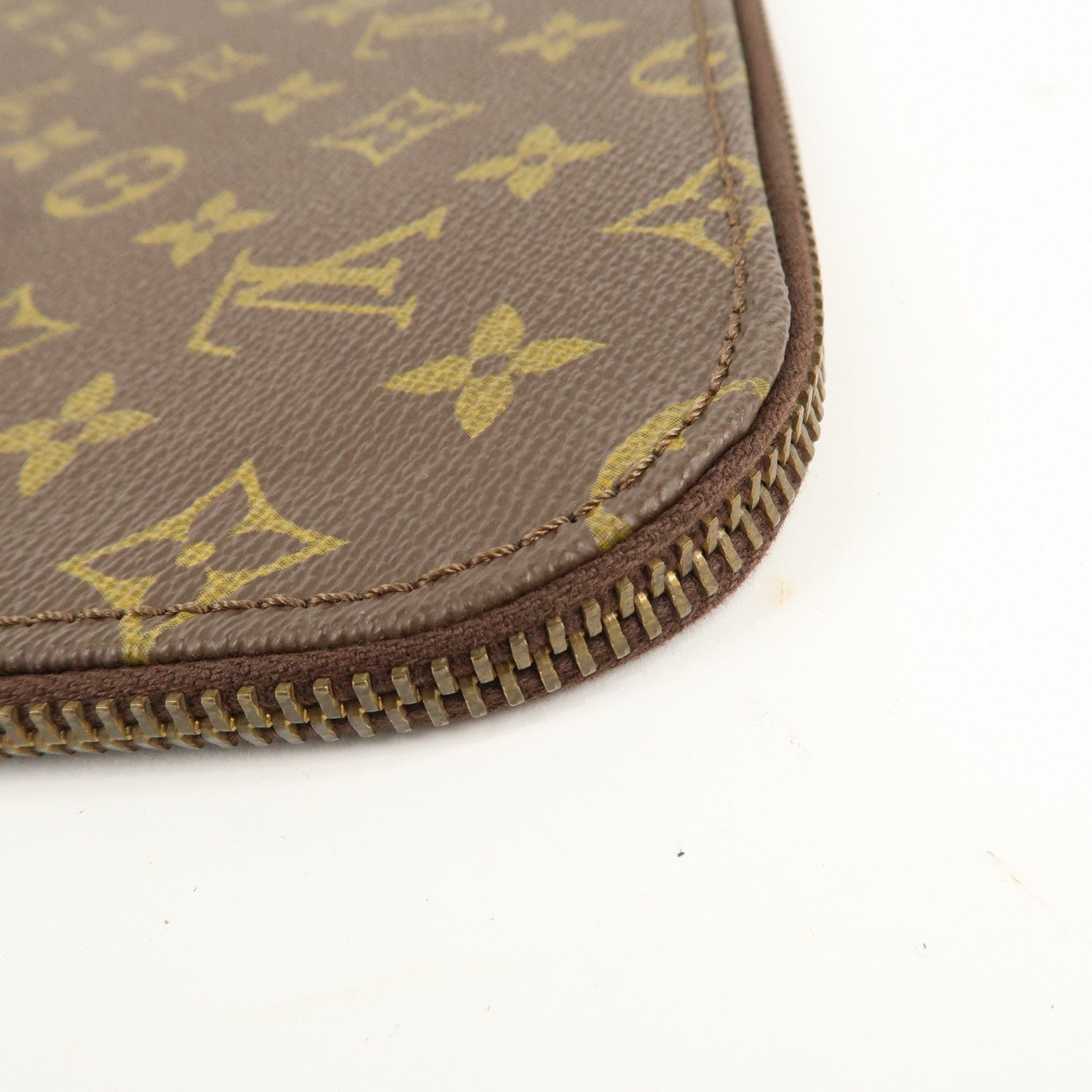 Louis Vuitton Monogram Posh Documents Clutch Bag M53456